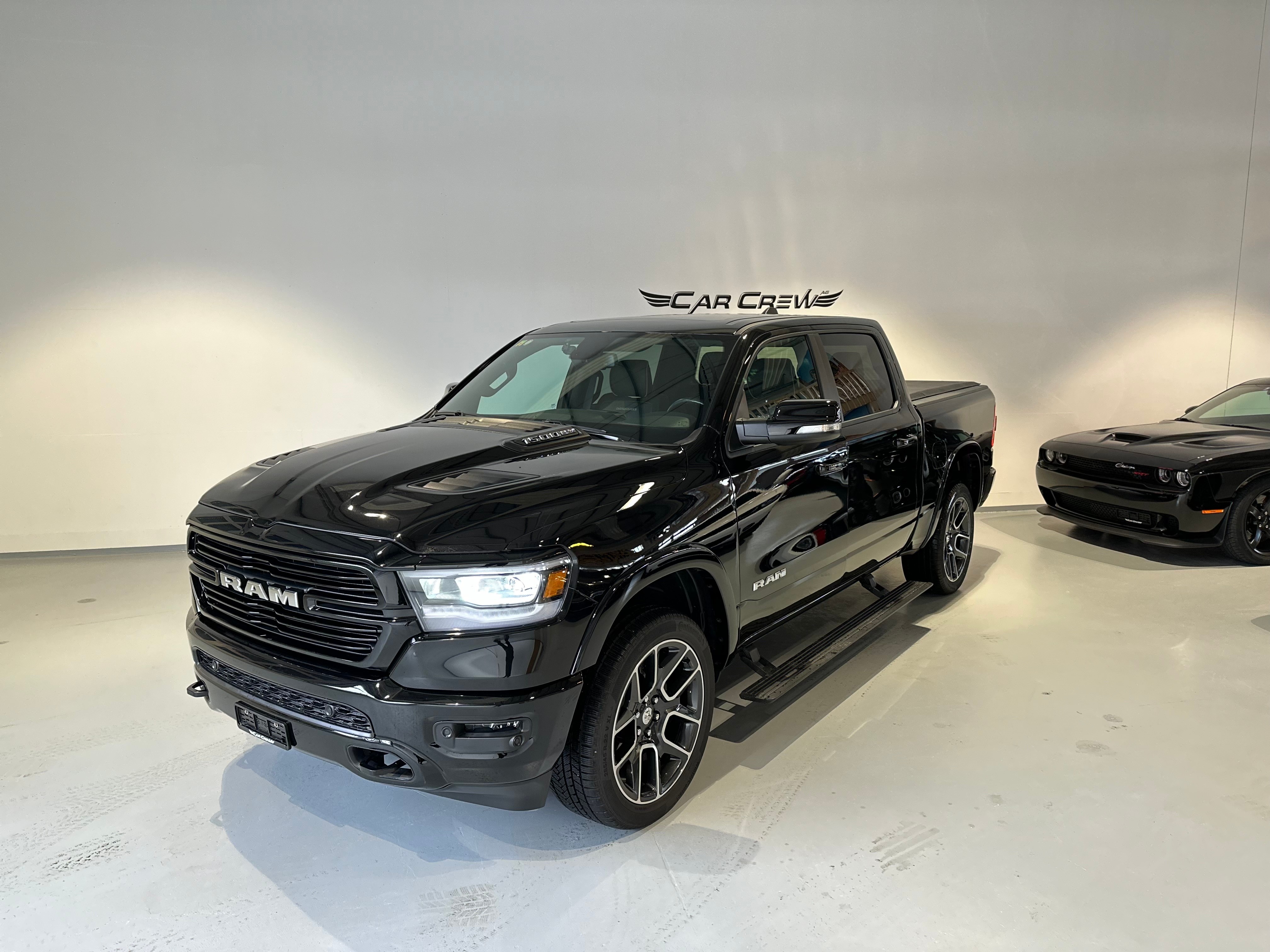 DODGE Laramie Sport