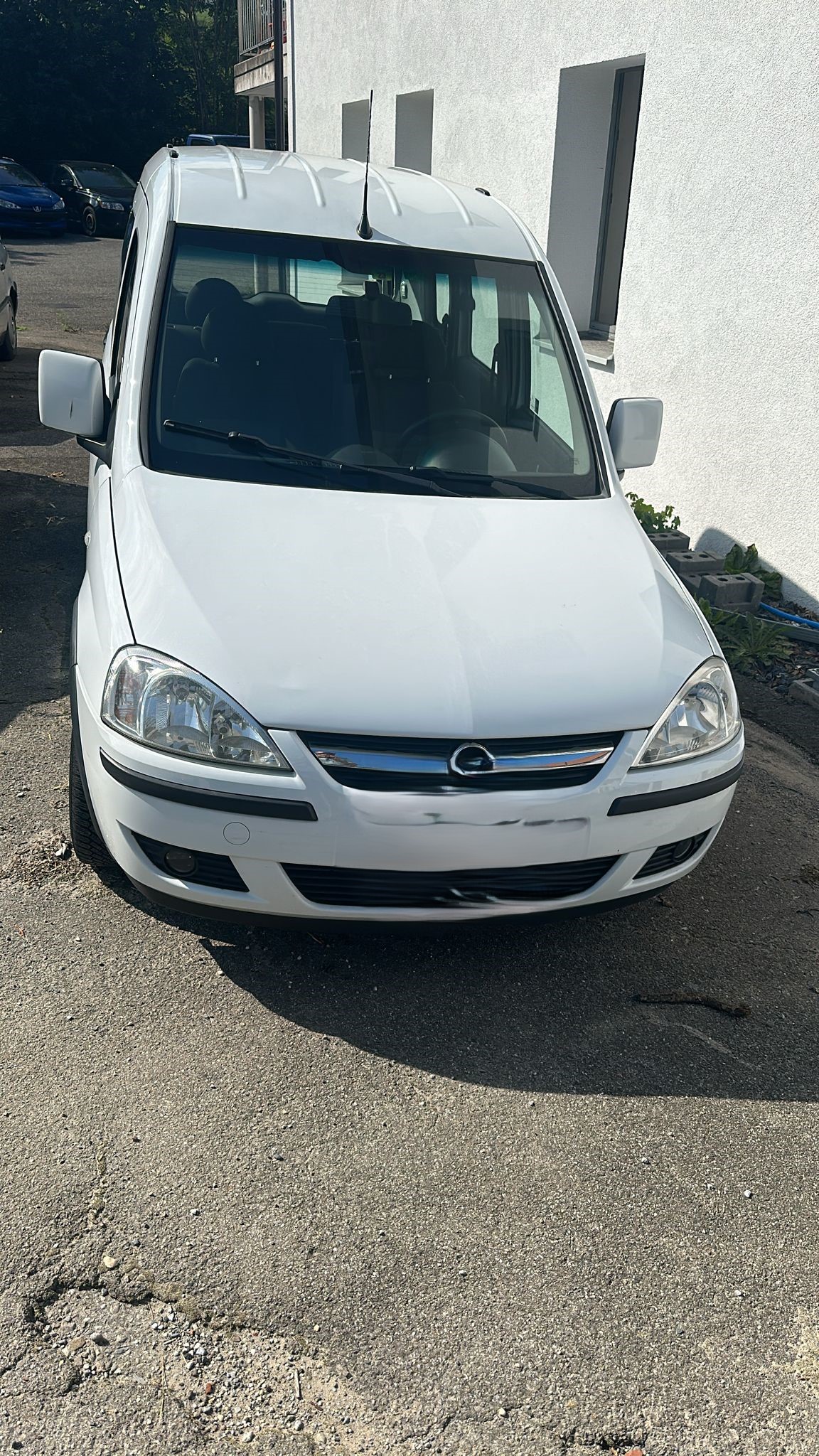 OPEL Combo 1.3 CDTi (Essentia)