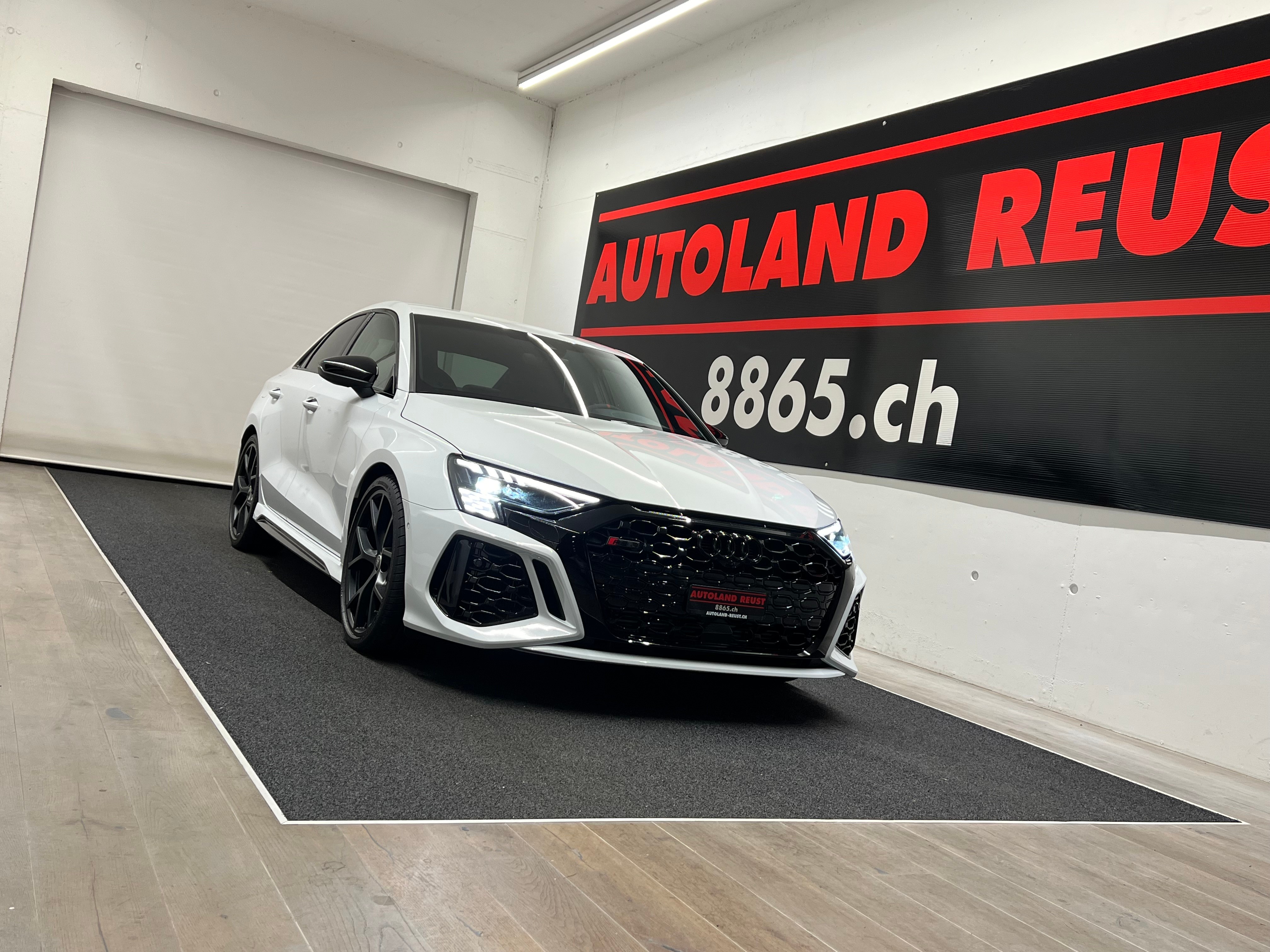 AUDI RS3 Limousine 2.5 TSI quattro S-tronic