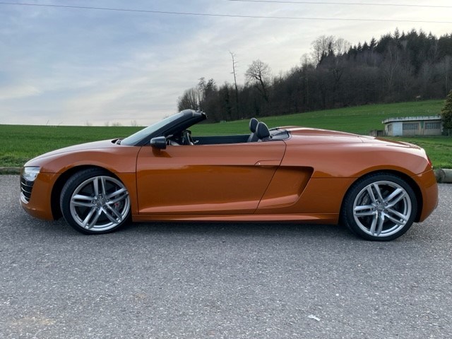 AUDI R8 Spyder 5.2 S-Tronic