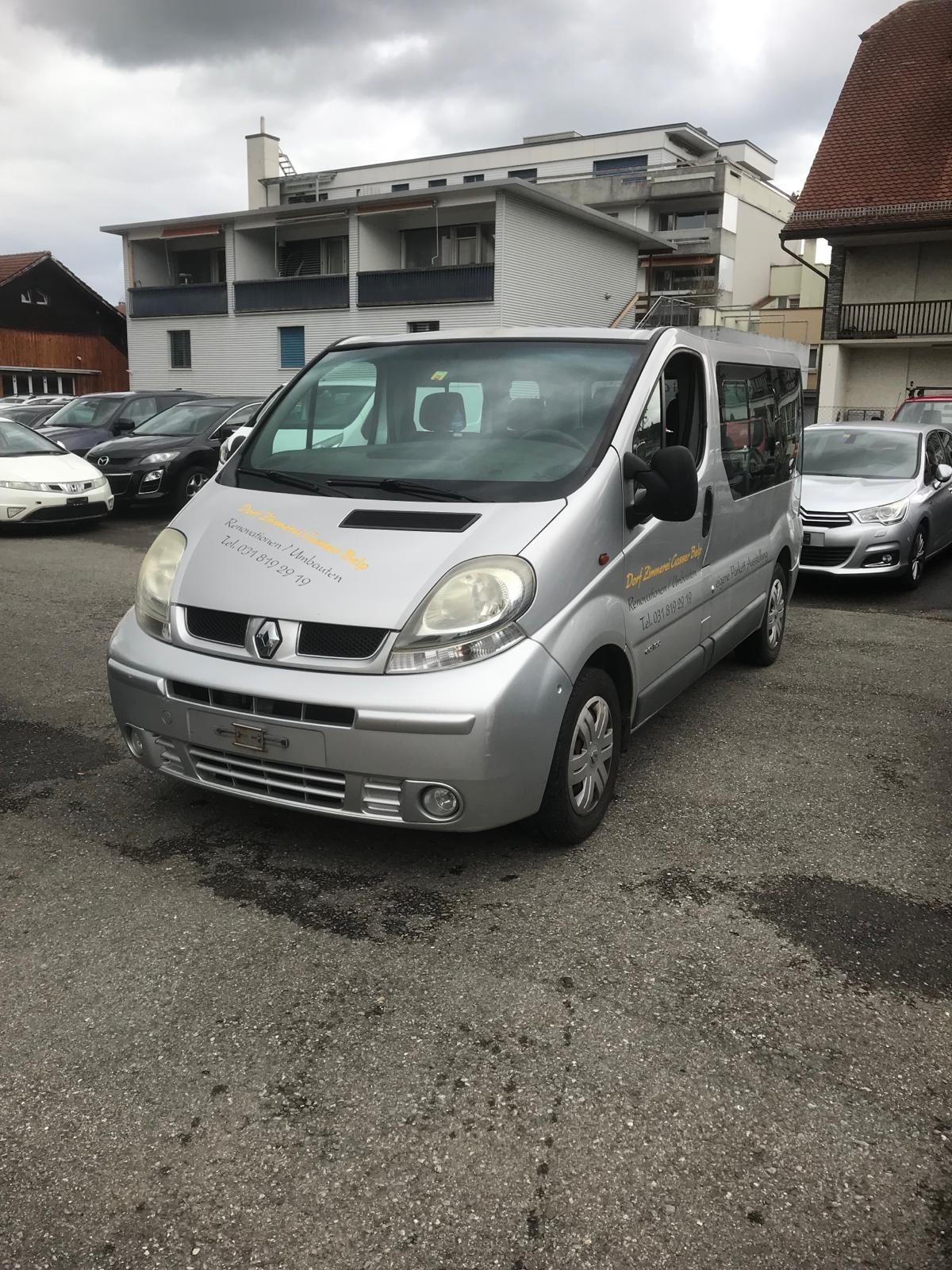 RENAULT Trafic Passenger 1.9 dCi 100 2.7t