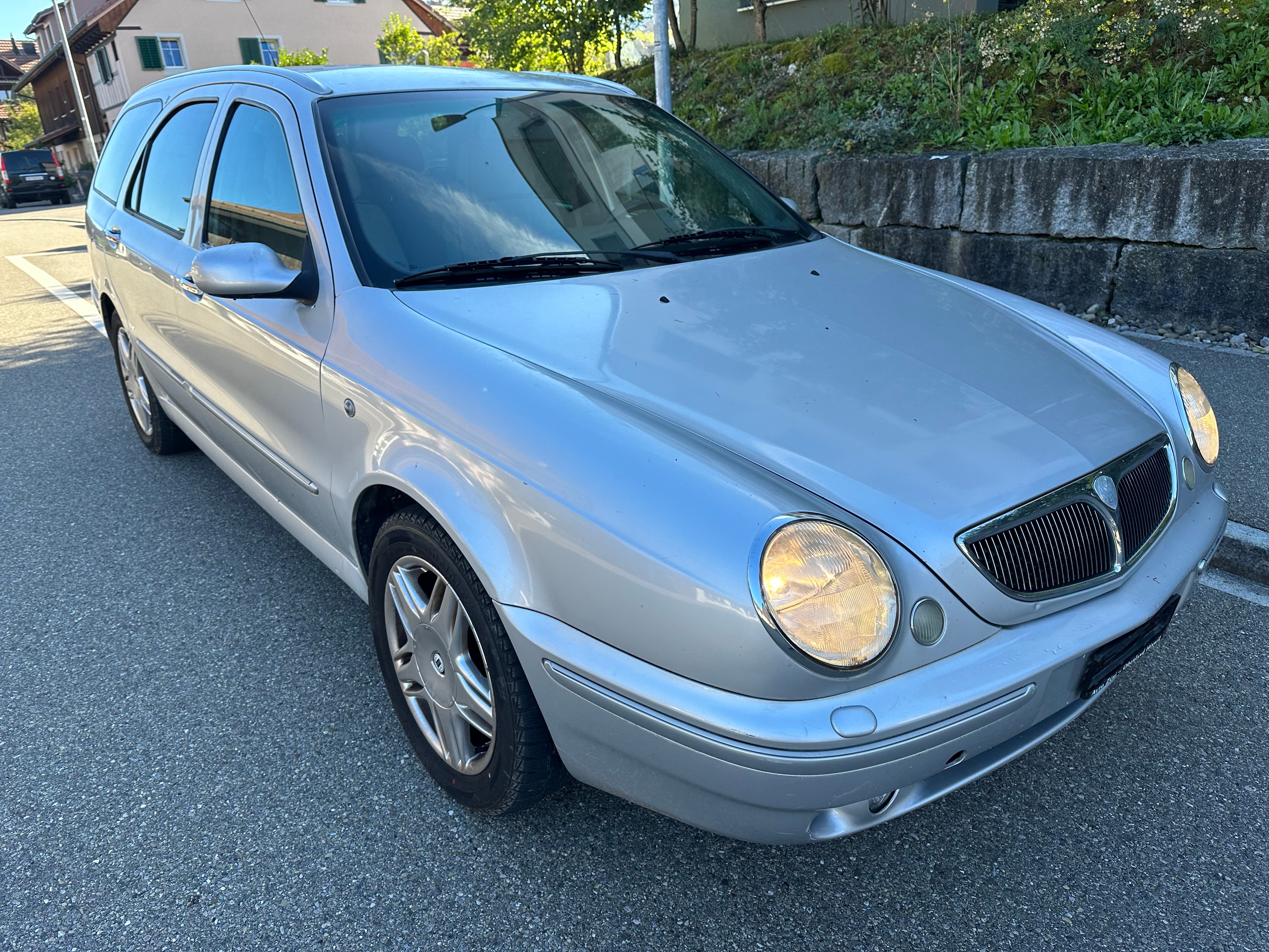 LANCIA Lybra 2.0 20V LX Executive