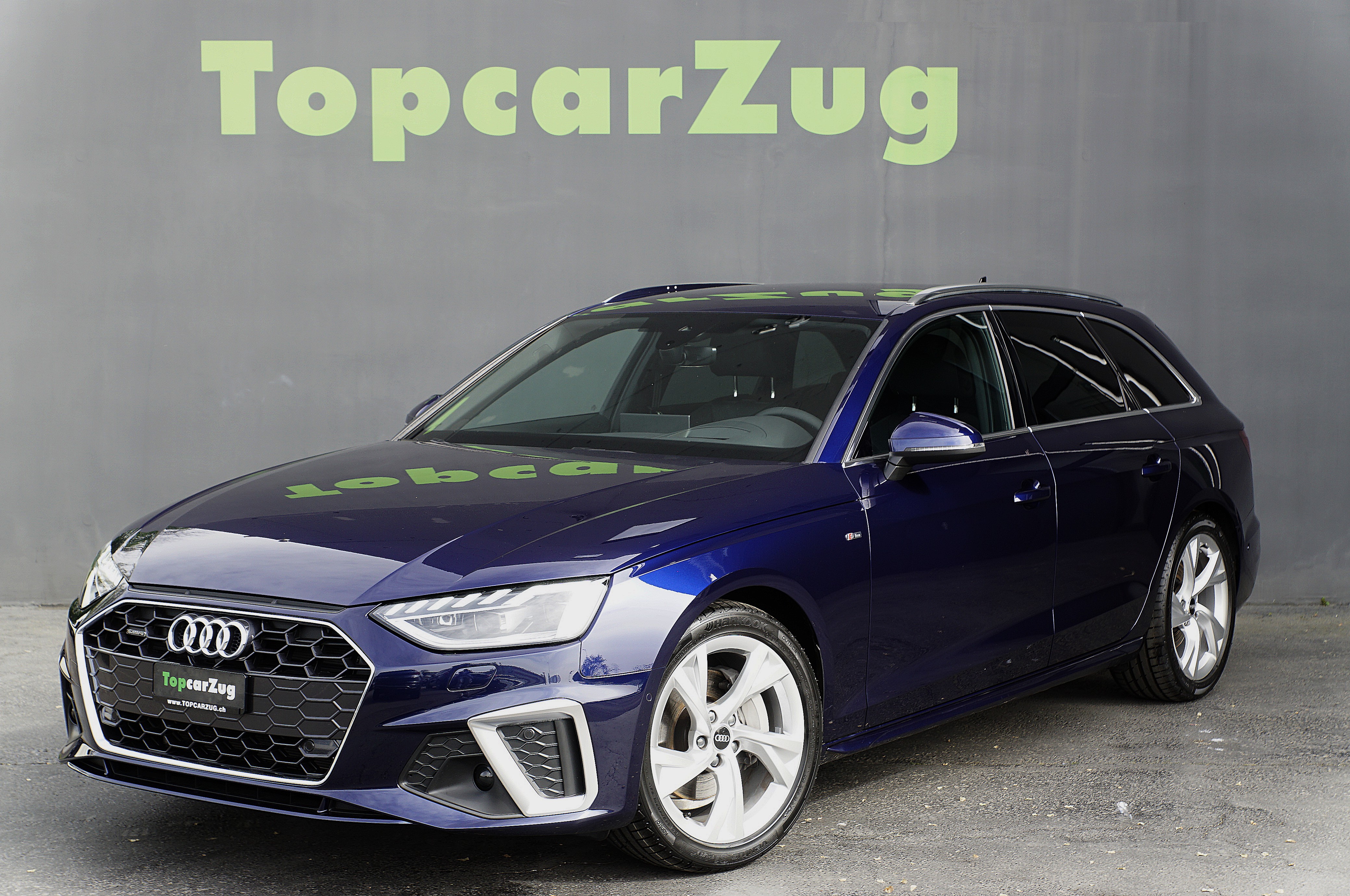 AUDI A4 Avant 40 TDI S line Quattro S-tronic / CH-Fahrzeug mit Gratis Service