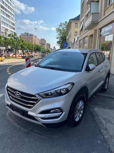 HYUNDAI TUCSON