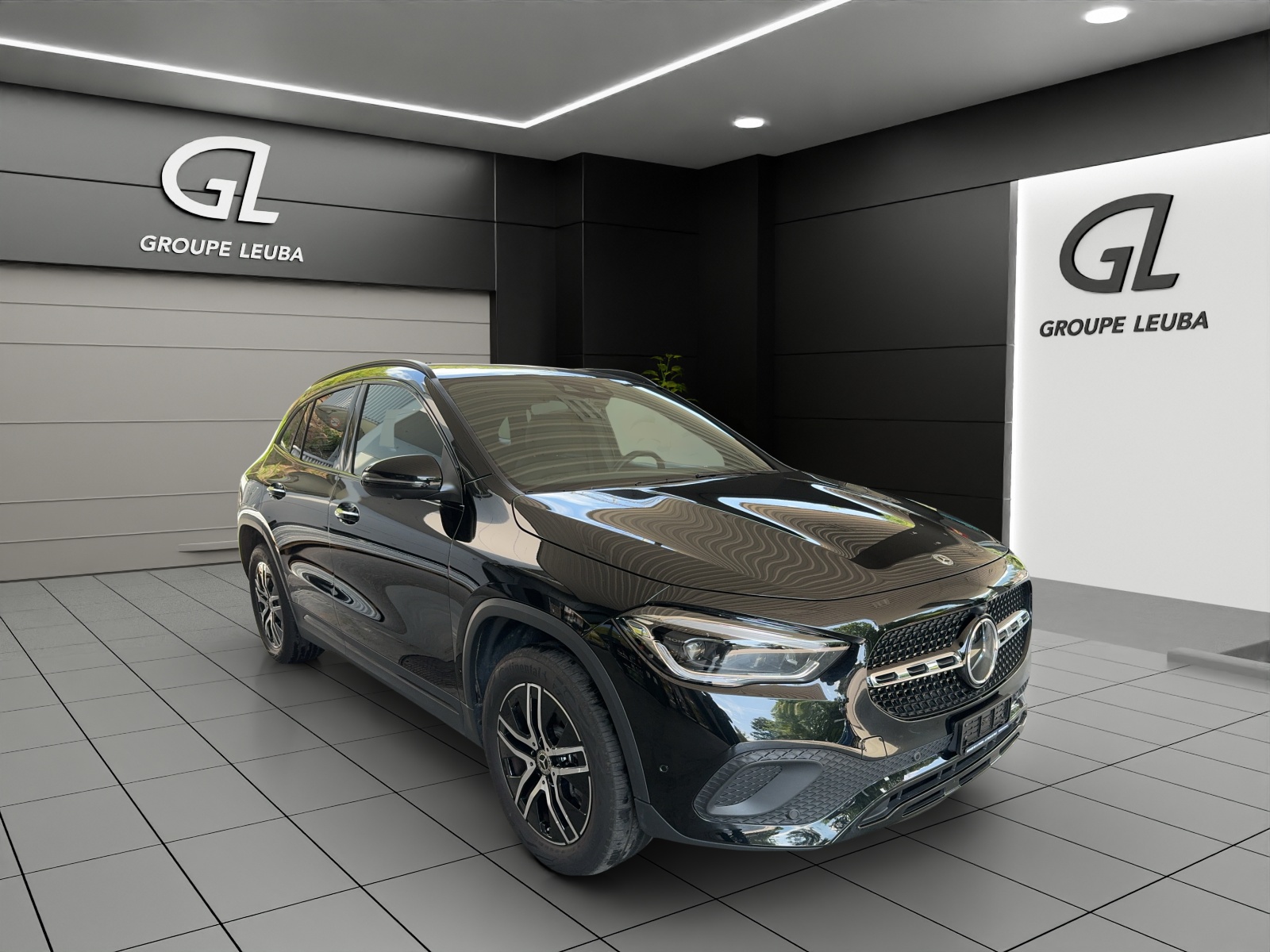 MERCEDES-BENZ GLA 250e Progressive 8G-DCT