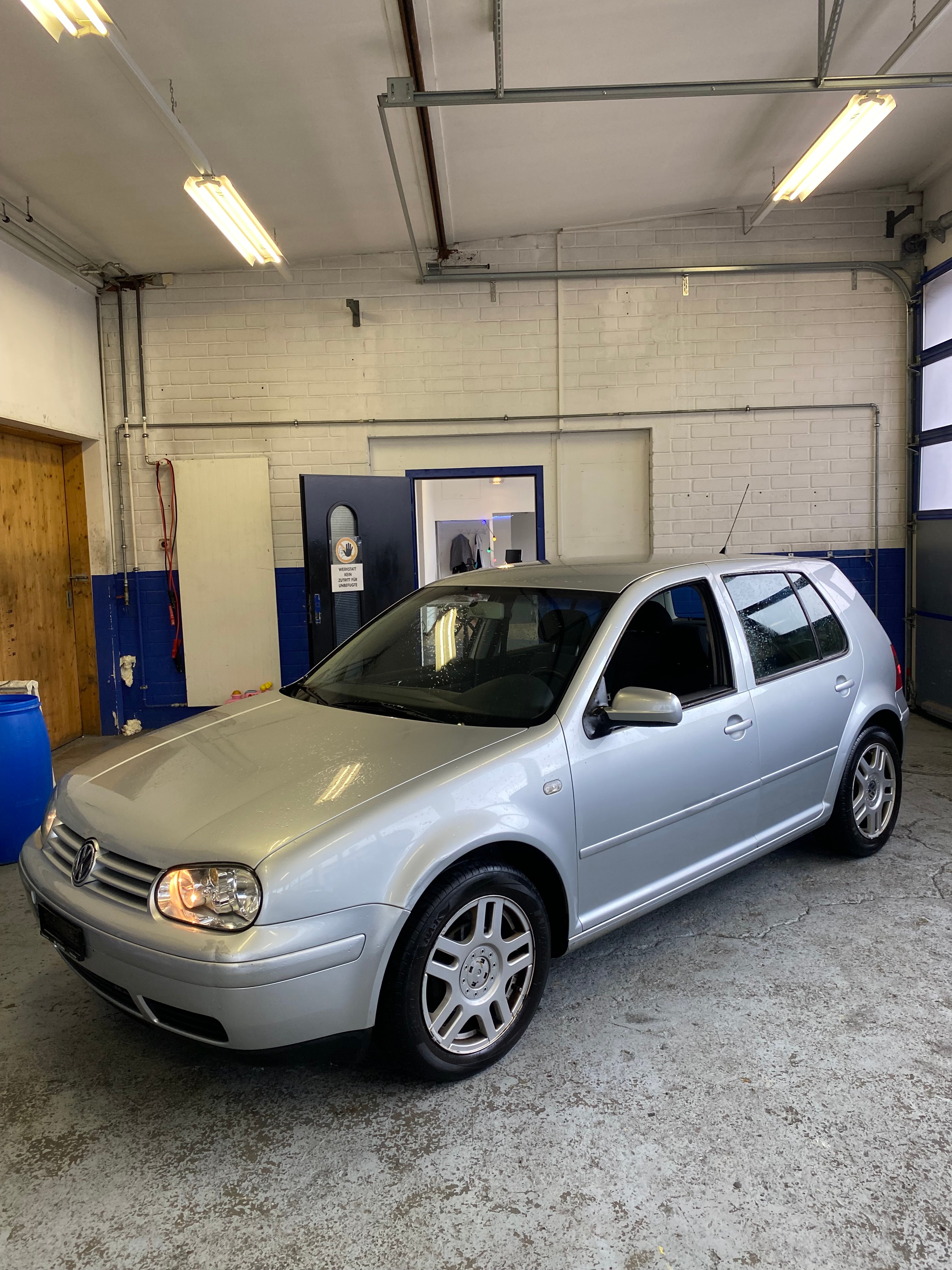 VW Golf Variant 1.4 16V Einsteiger