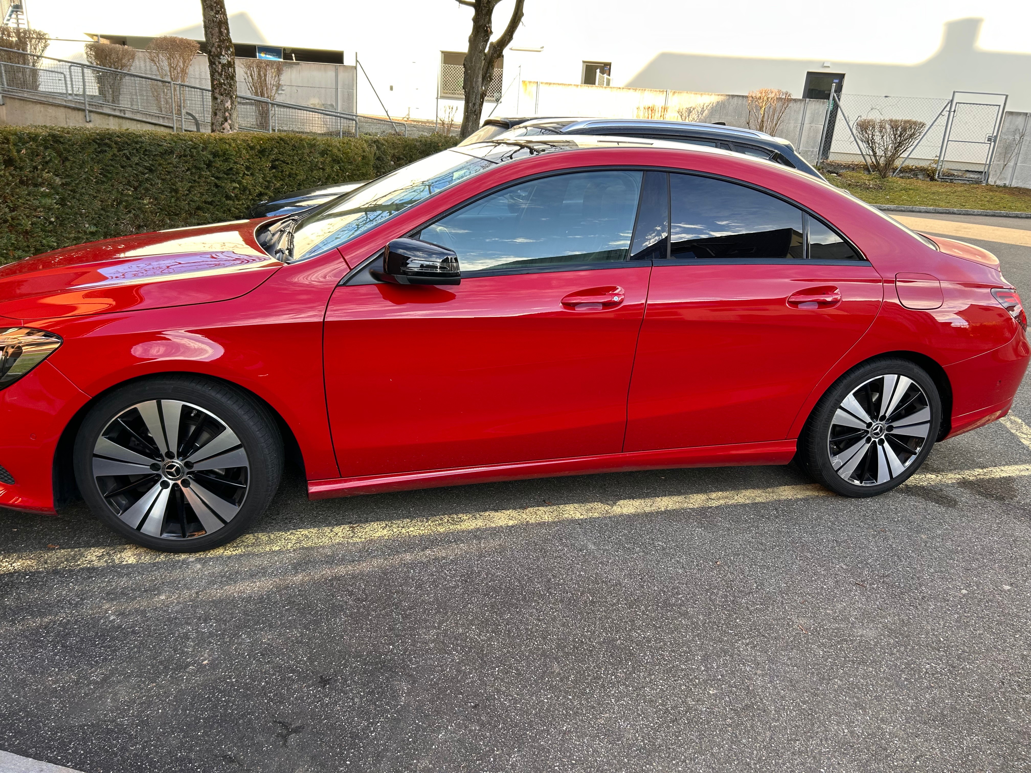 MERCEDES-BENZ CLA 200