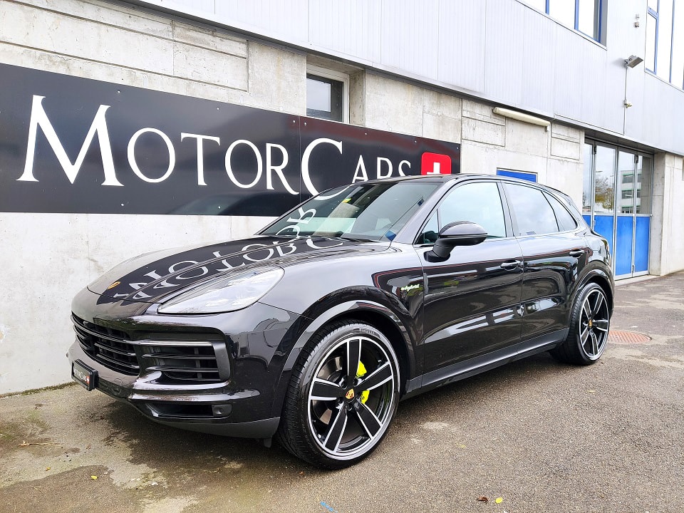 PORSCHE Cayenne E-Hybrid