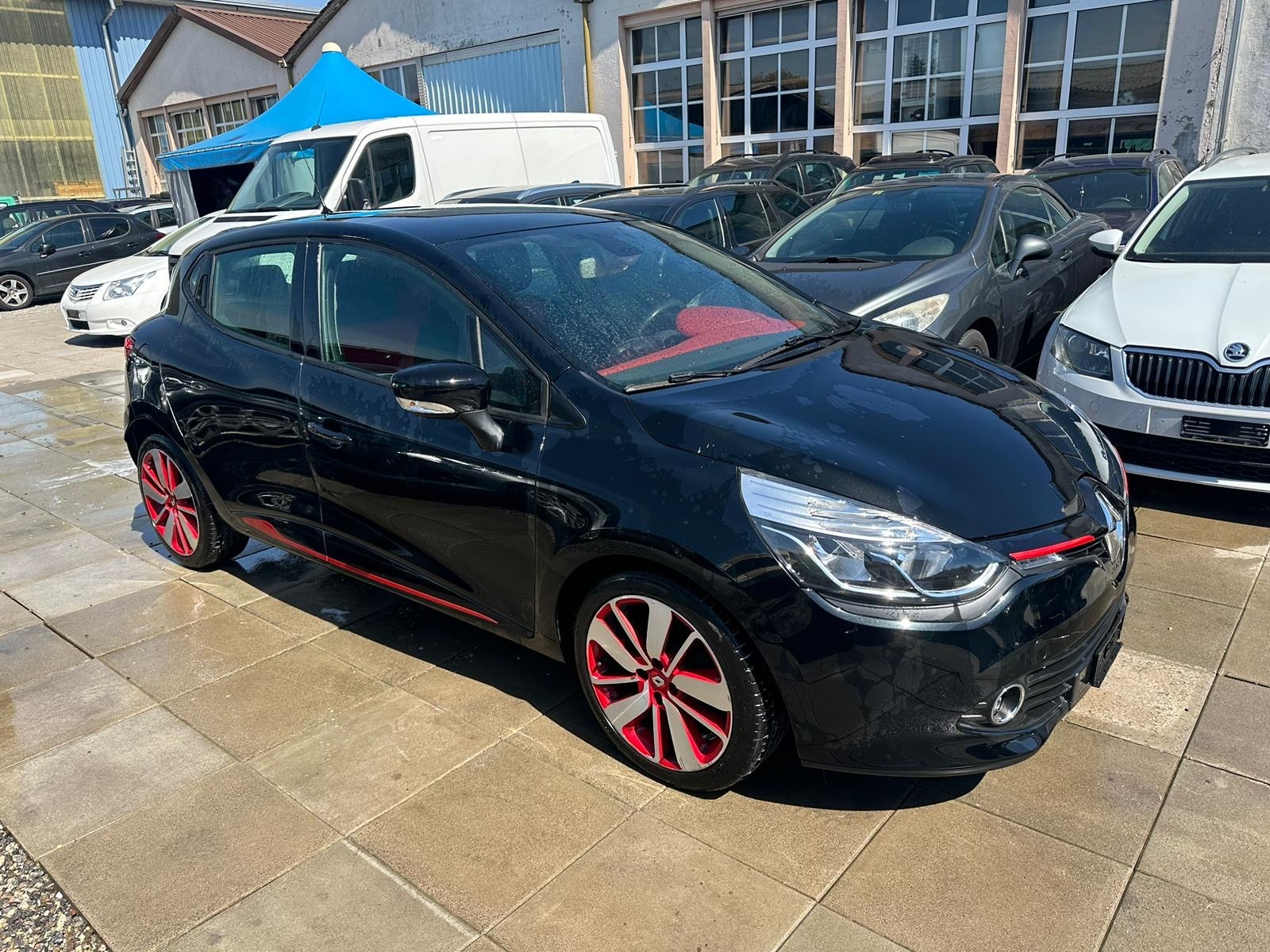 RENAULT Clio 0.9 12V Swiss Edition