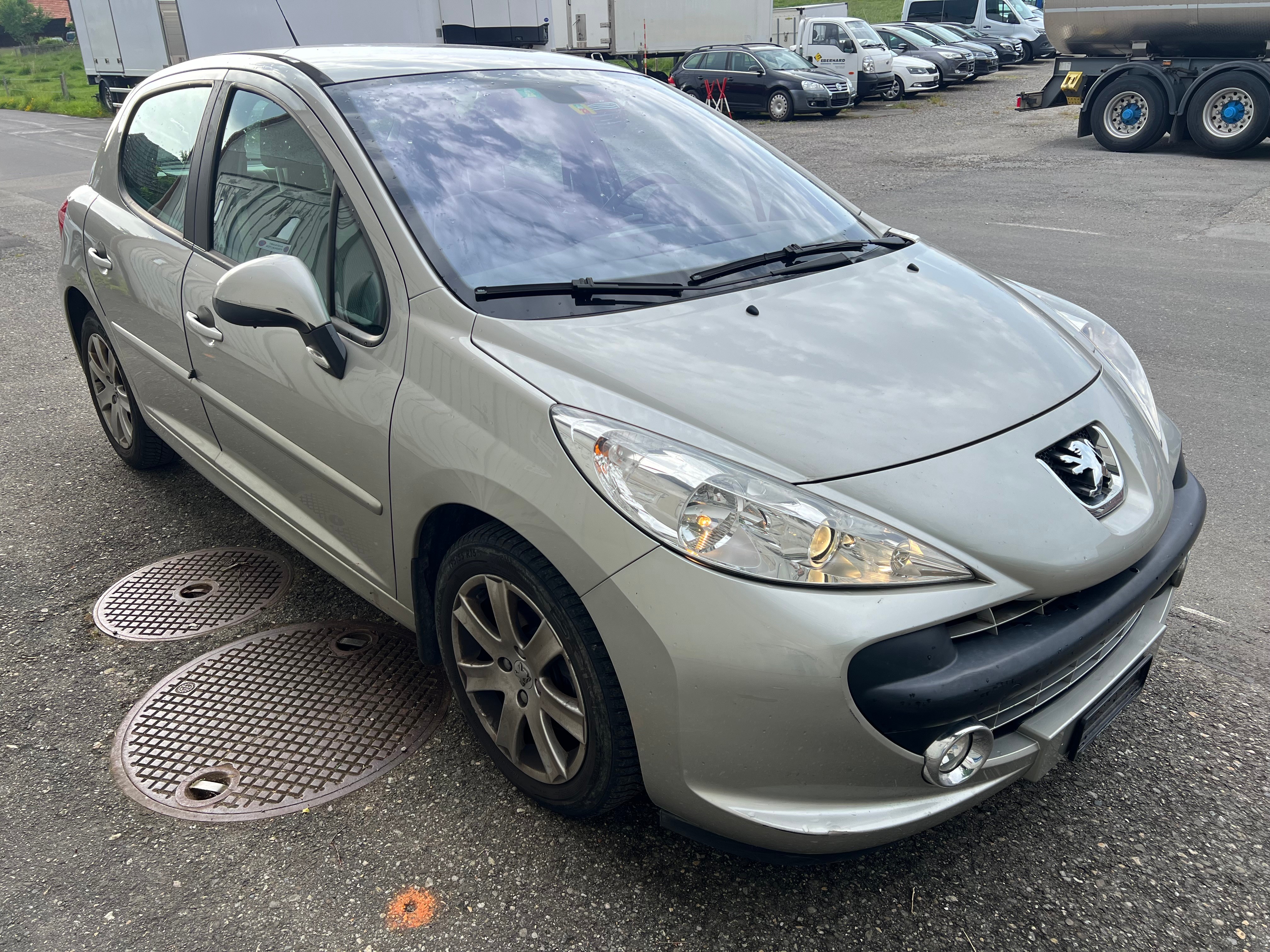 PEUGEOT 207 1.6 16V Sport Pack Automatic