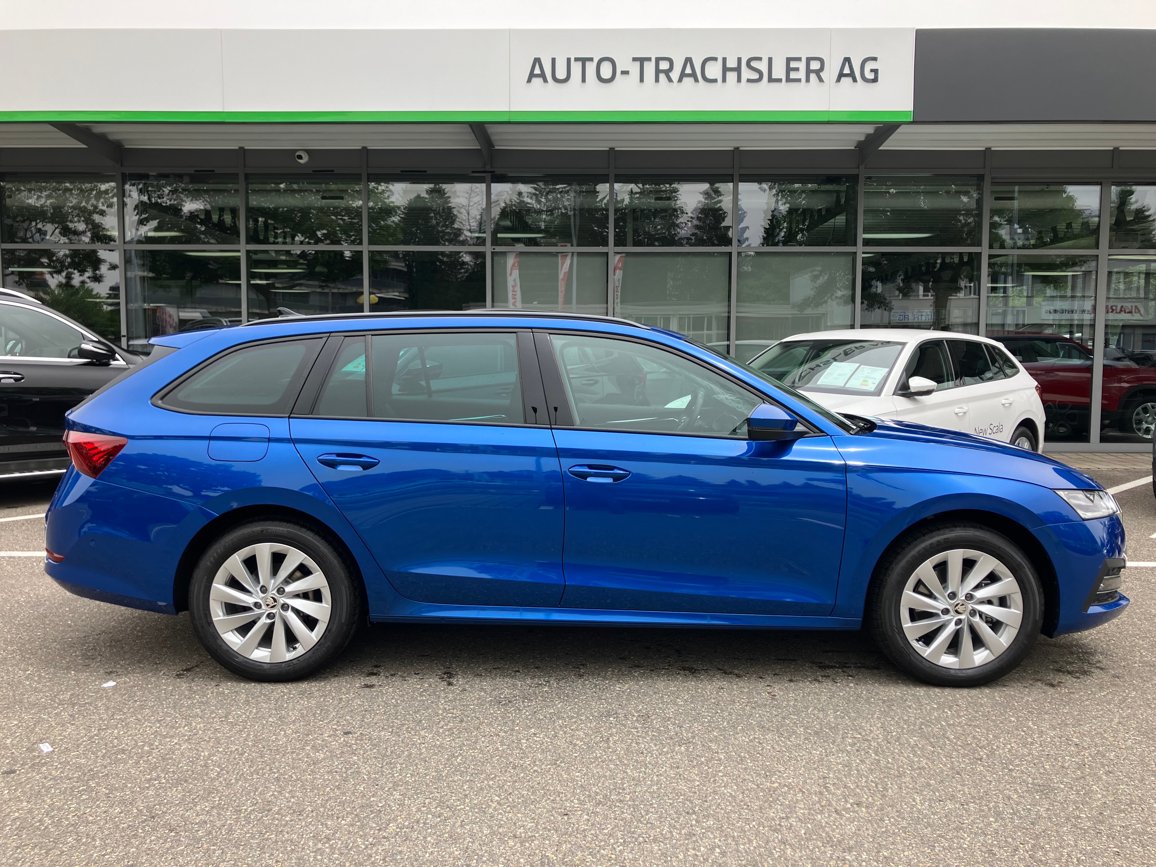 SKODA Octavia Combi 2.0 TSI Style DSG 4x4