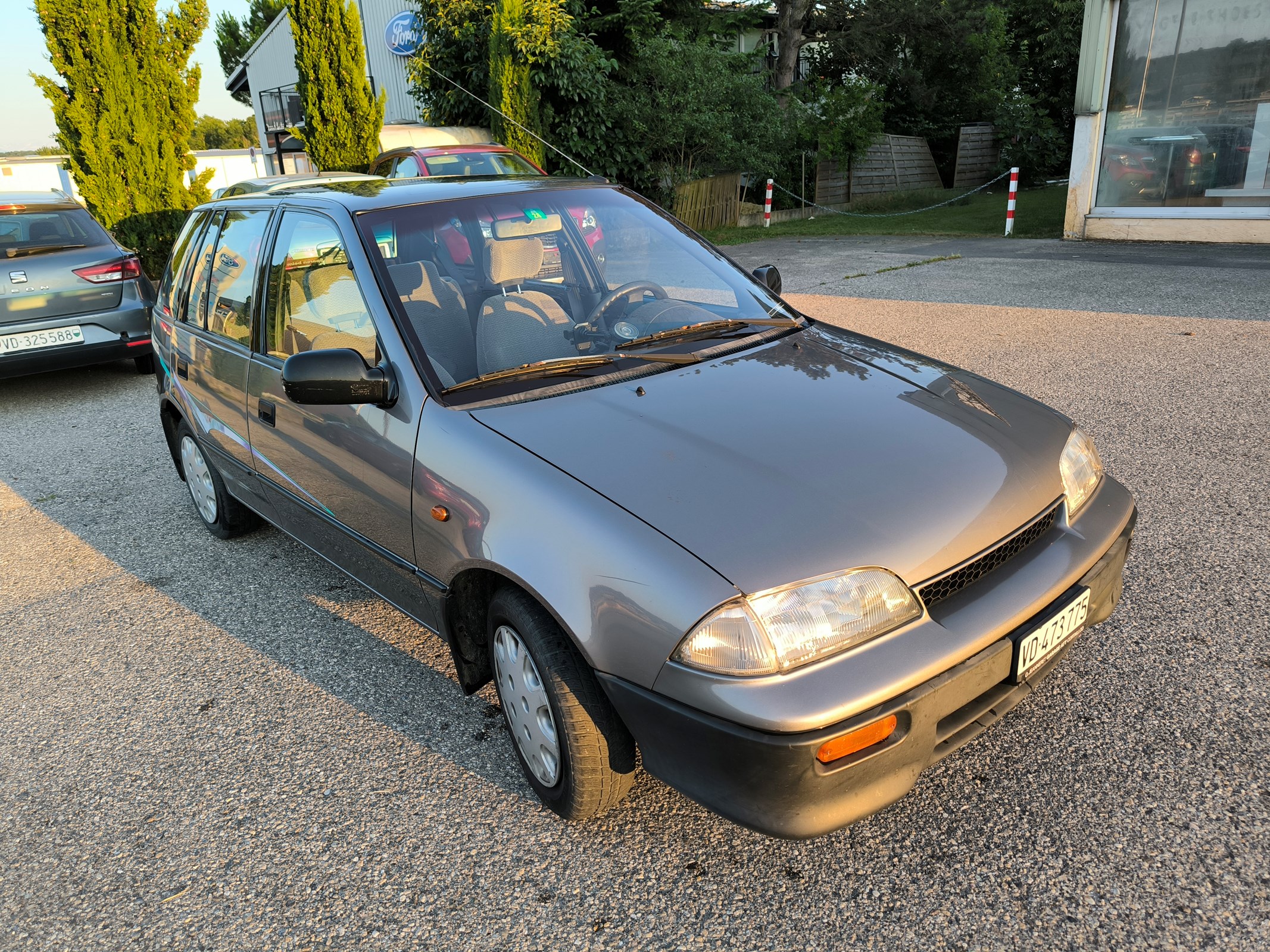 SUZUKI SWIFT GLX 1.3i