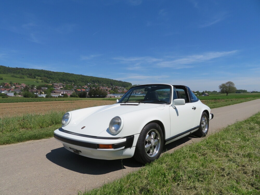 PORSCHE 911 2.7 Targa