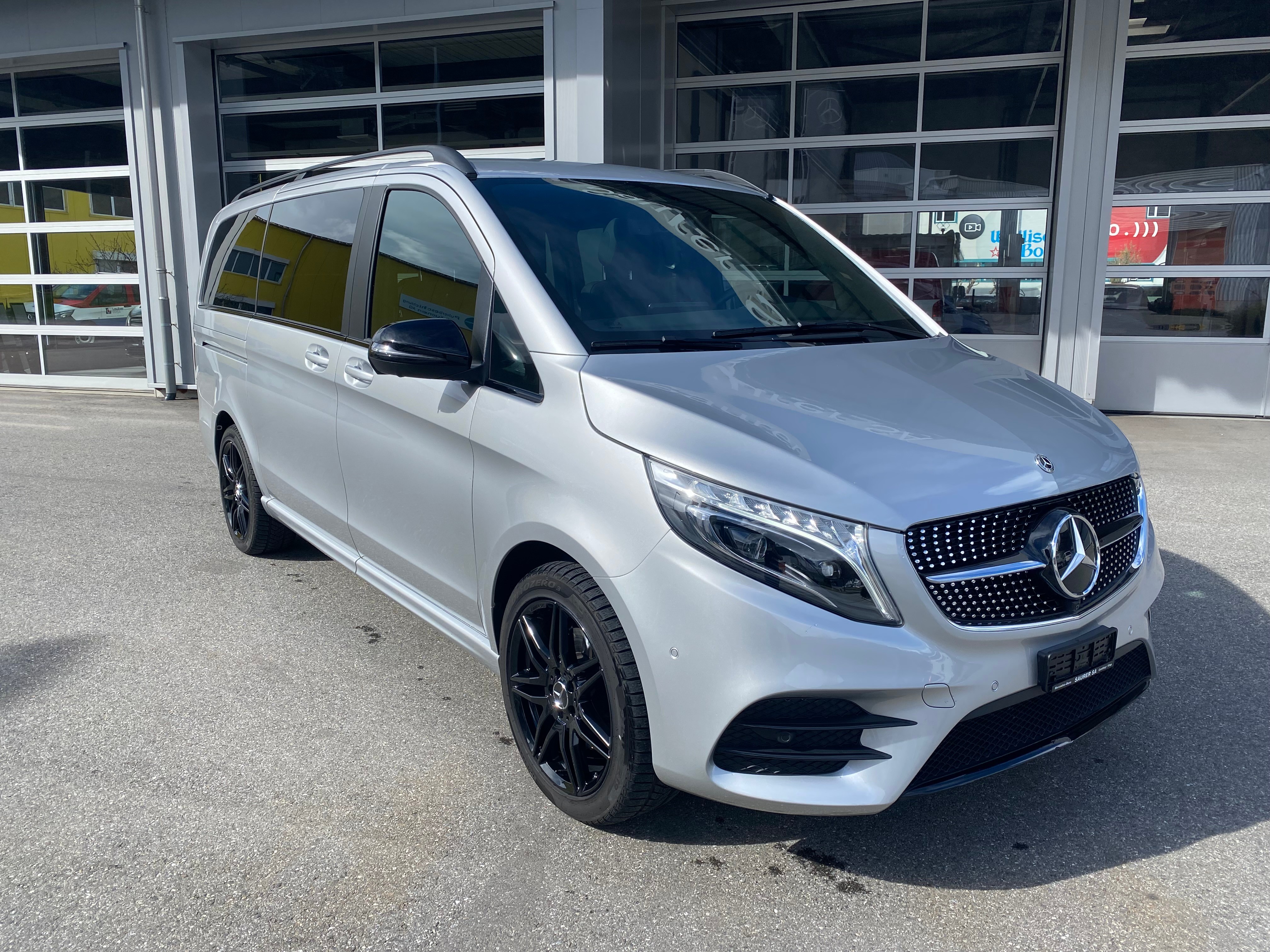 MERCEDES-BENZ V 300 d lang Exclusive 4Matic 9G-Tronic