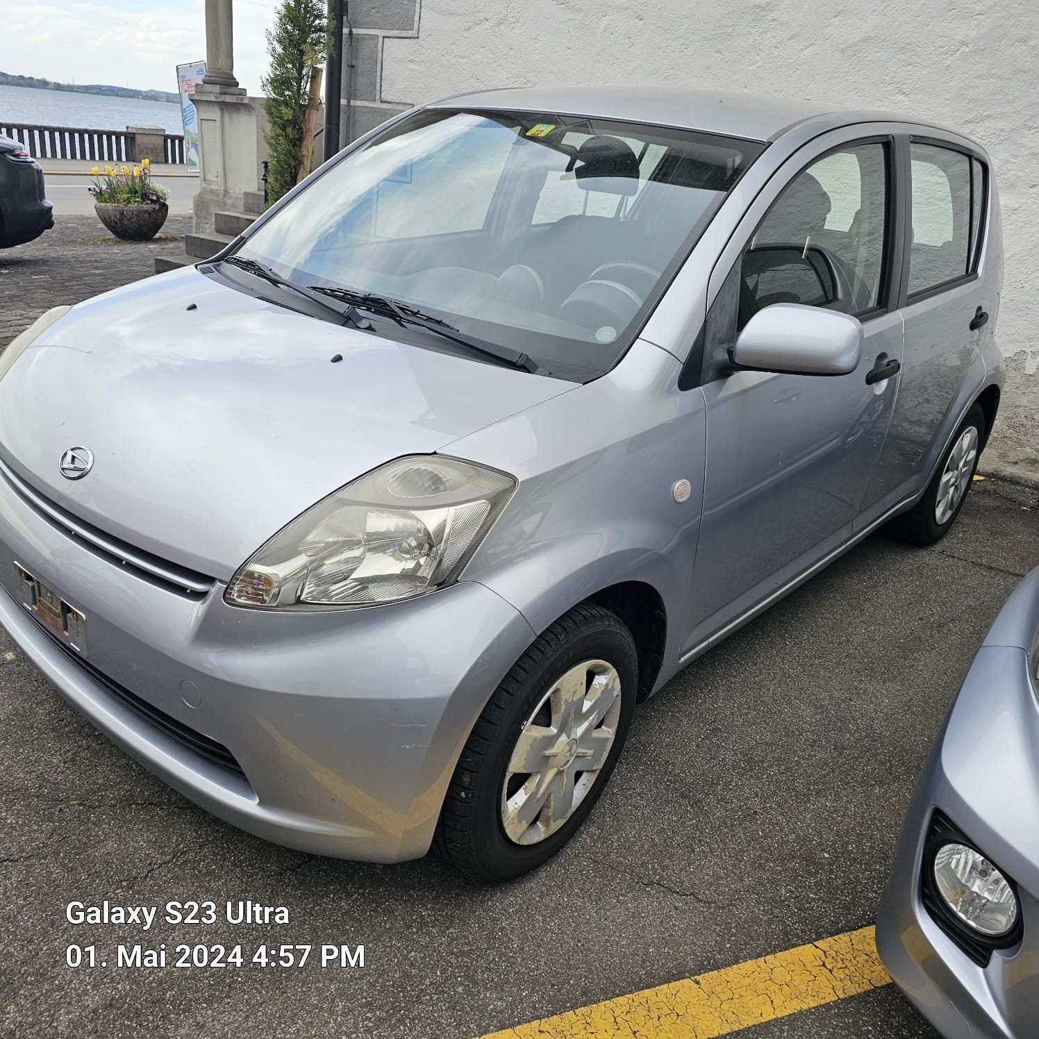 DAIHATSU SIRION