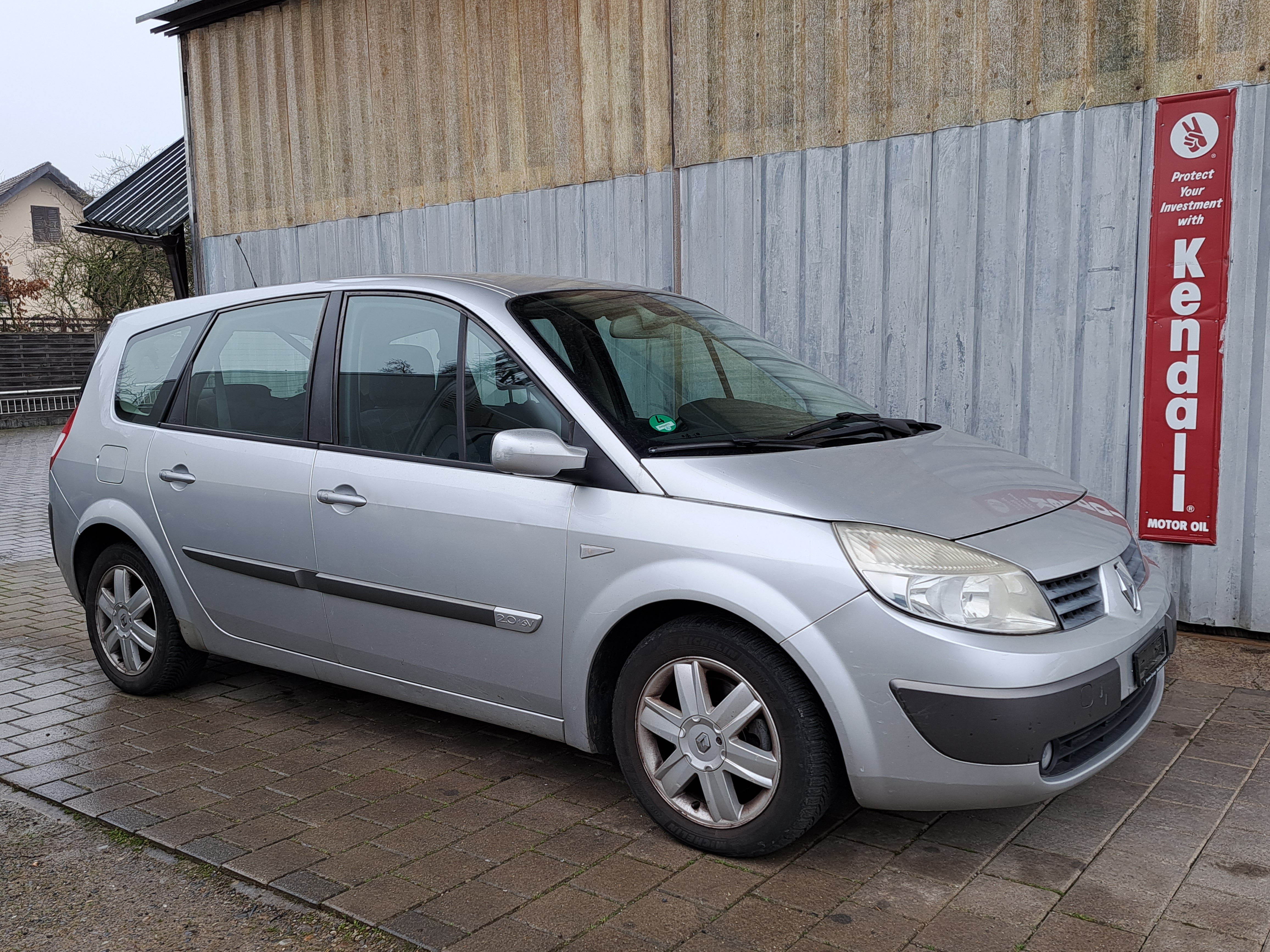 RENAULT Grand Scénic 2.0 16V Authentique Confort