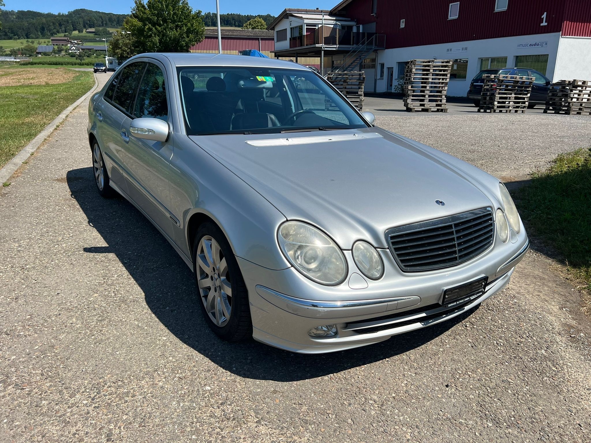 MERCEDES-BENZ E 220 CDI Avantgarde