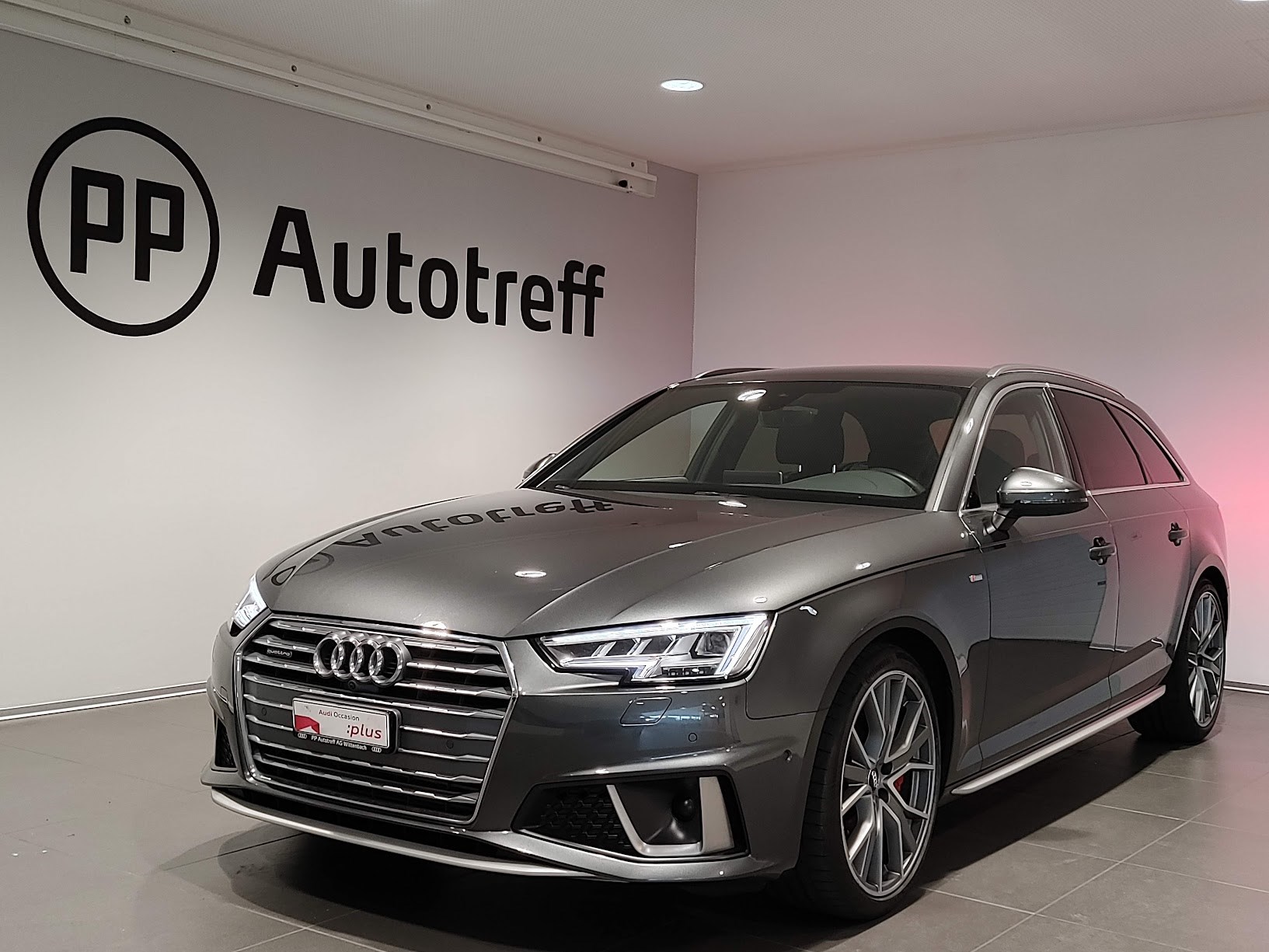 AUDI A4 Avant 45 TFSI Sport S-tronic quattro