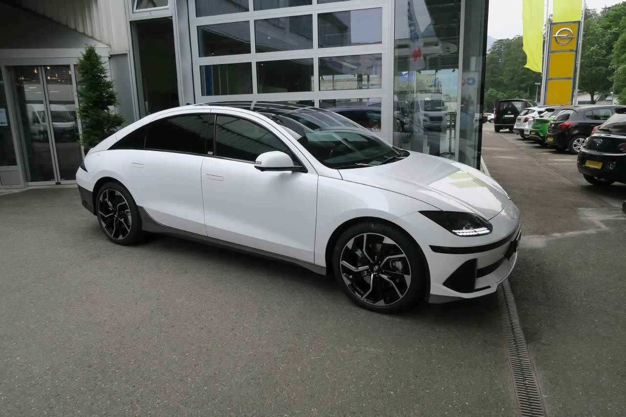 HYUNDAI Ioniq 6 Launch Edition 4WD