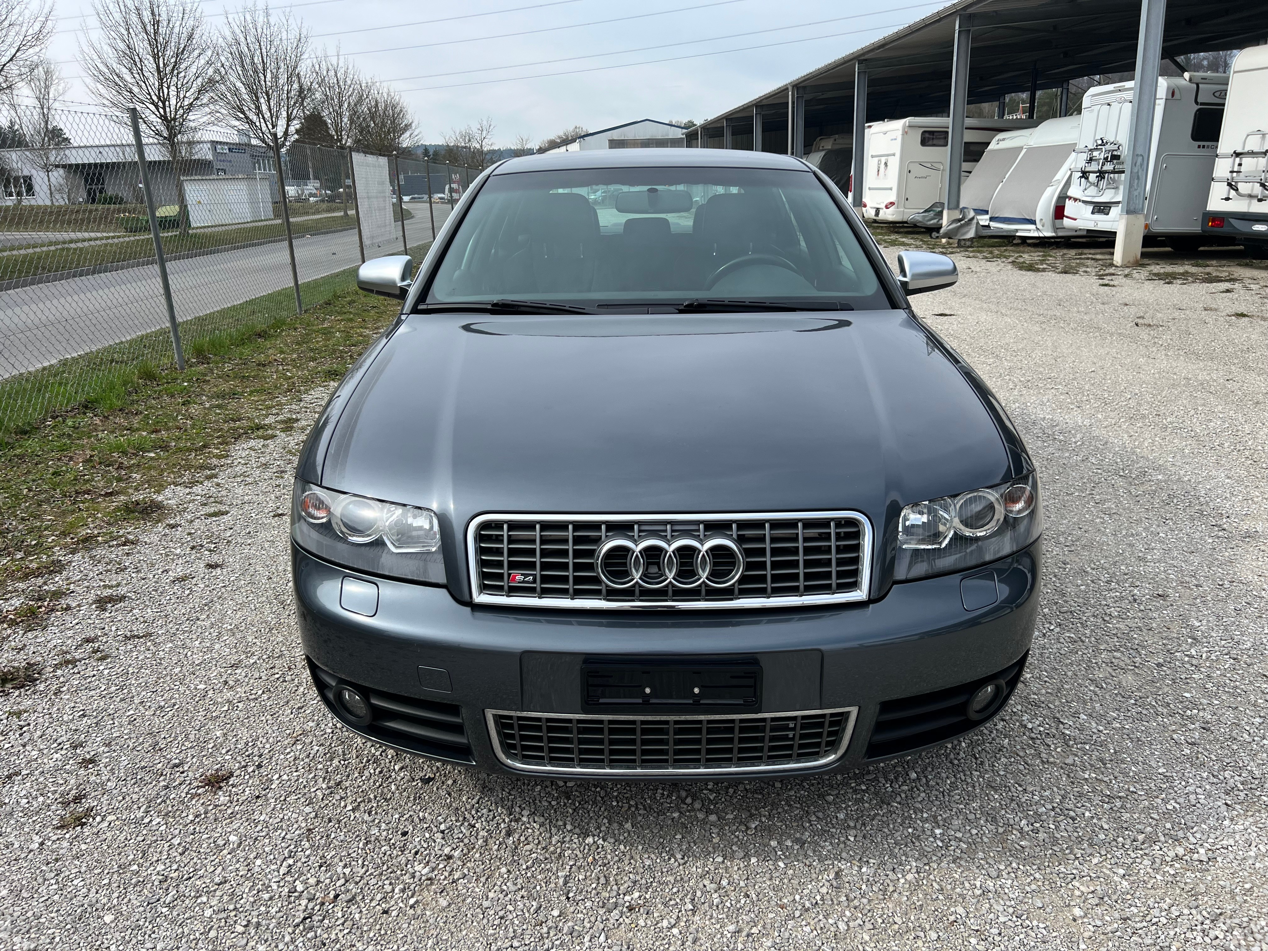 AUDI S4 4.2 V8 quattro