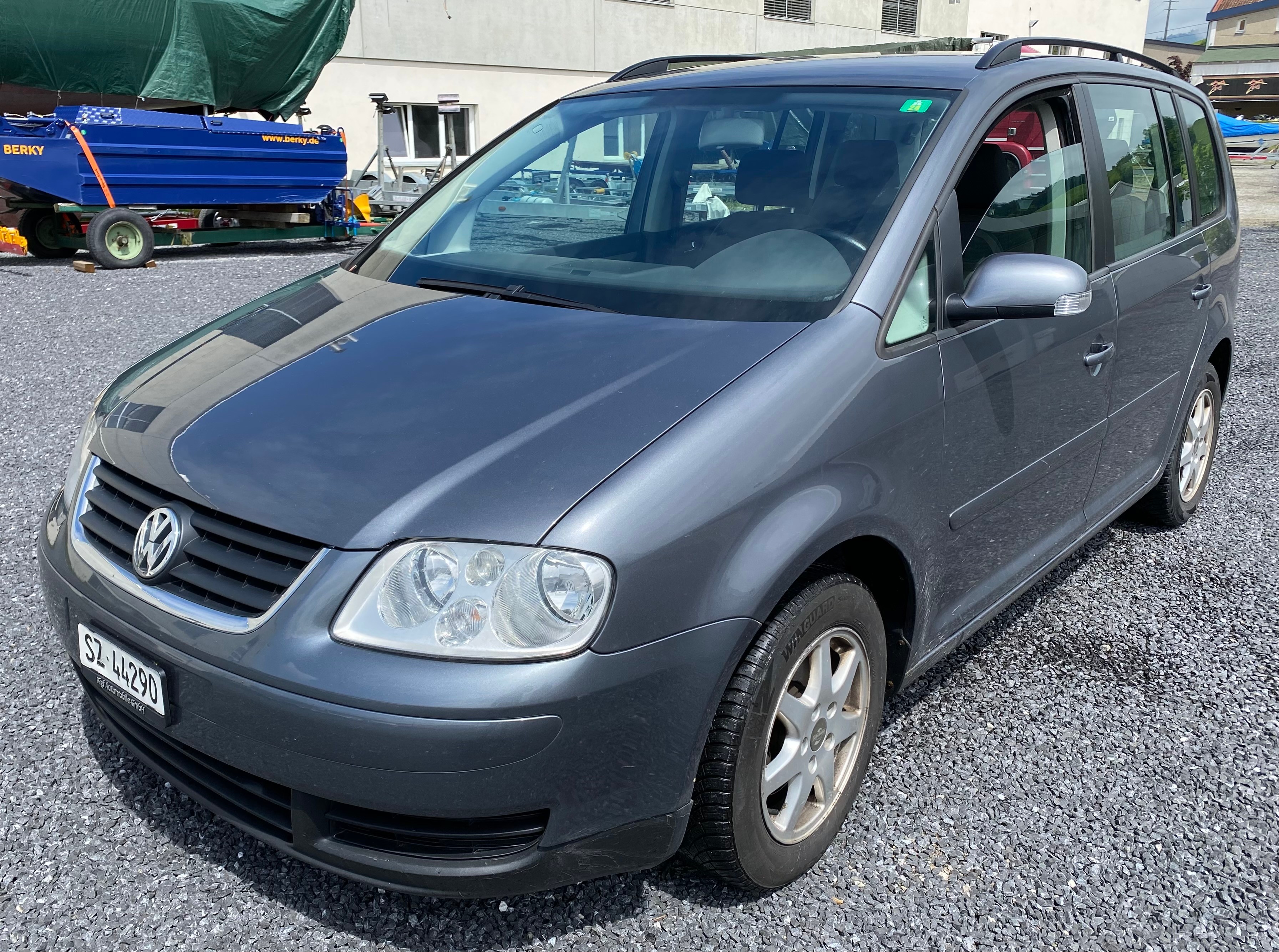 VW Touran 1.6 FSI Trendline