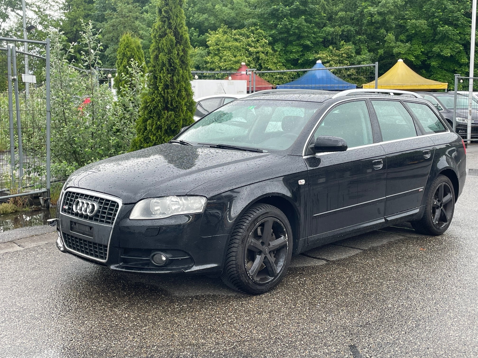 AUDI A4 Avant 2.0 Turbo FSI quattro Tiptronic s-line **MOTORSCHADEN**