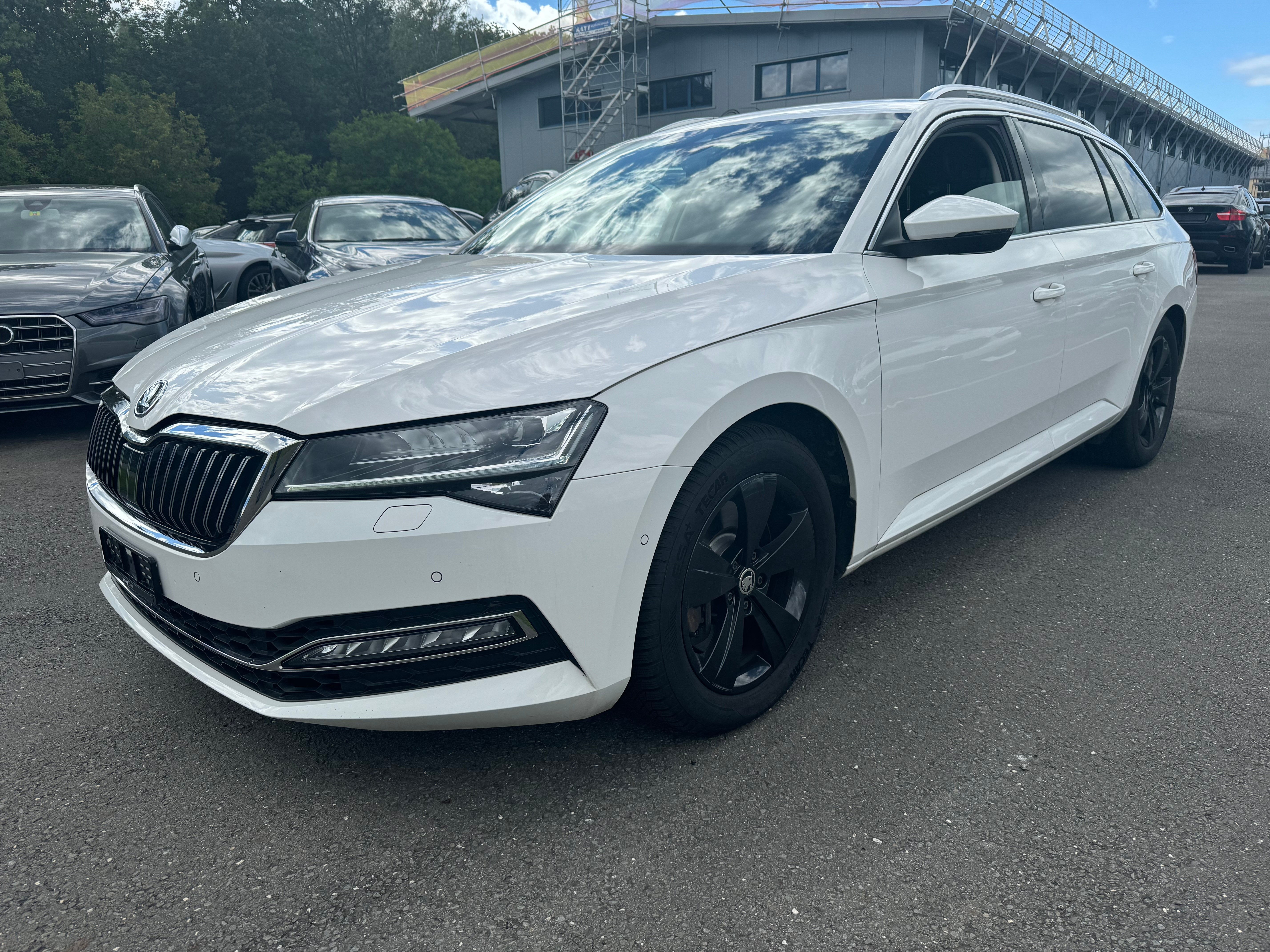 SKODA Superb Combi 2.0 TSI L&K 4x4 DSG