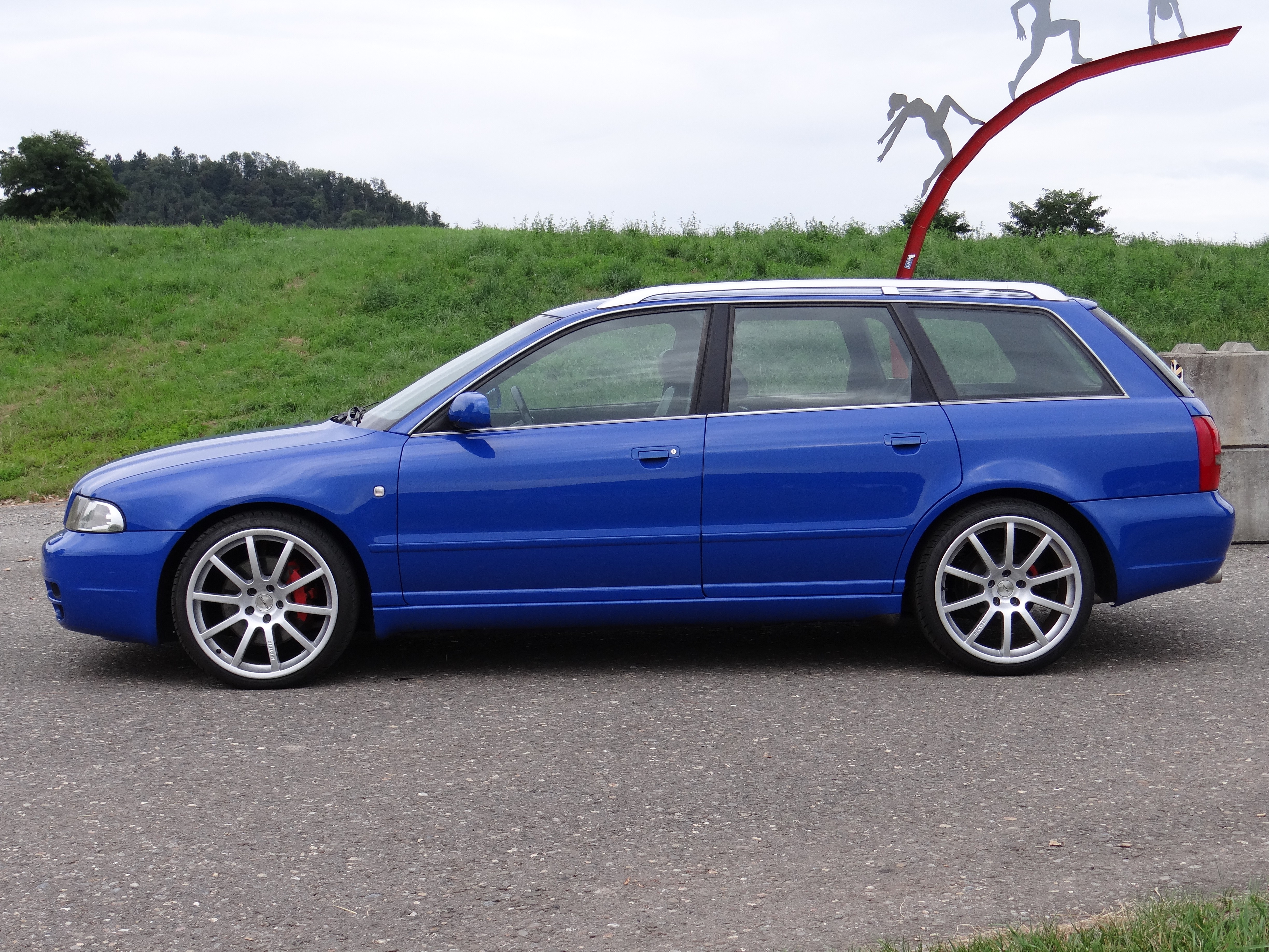 AUDI S4 Avant quattro