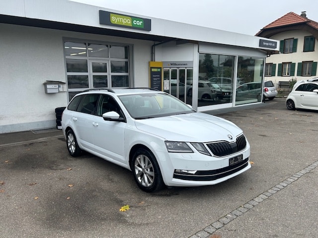 SKODA Octavia Combi 2.0 TDI Style 4x4+++ANHÄNGERKUPPLUNG!+++