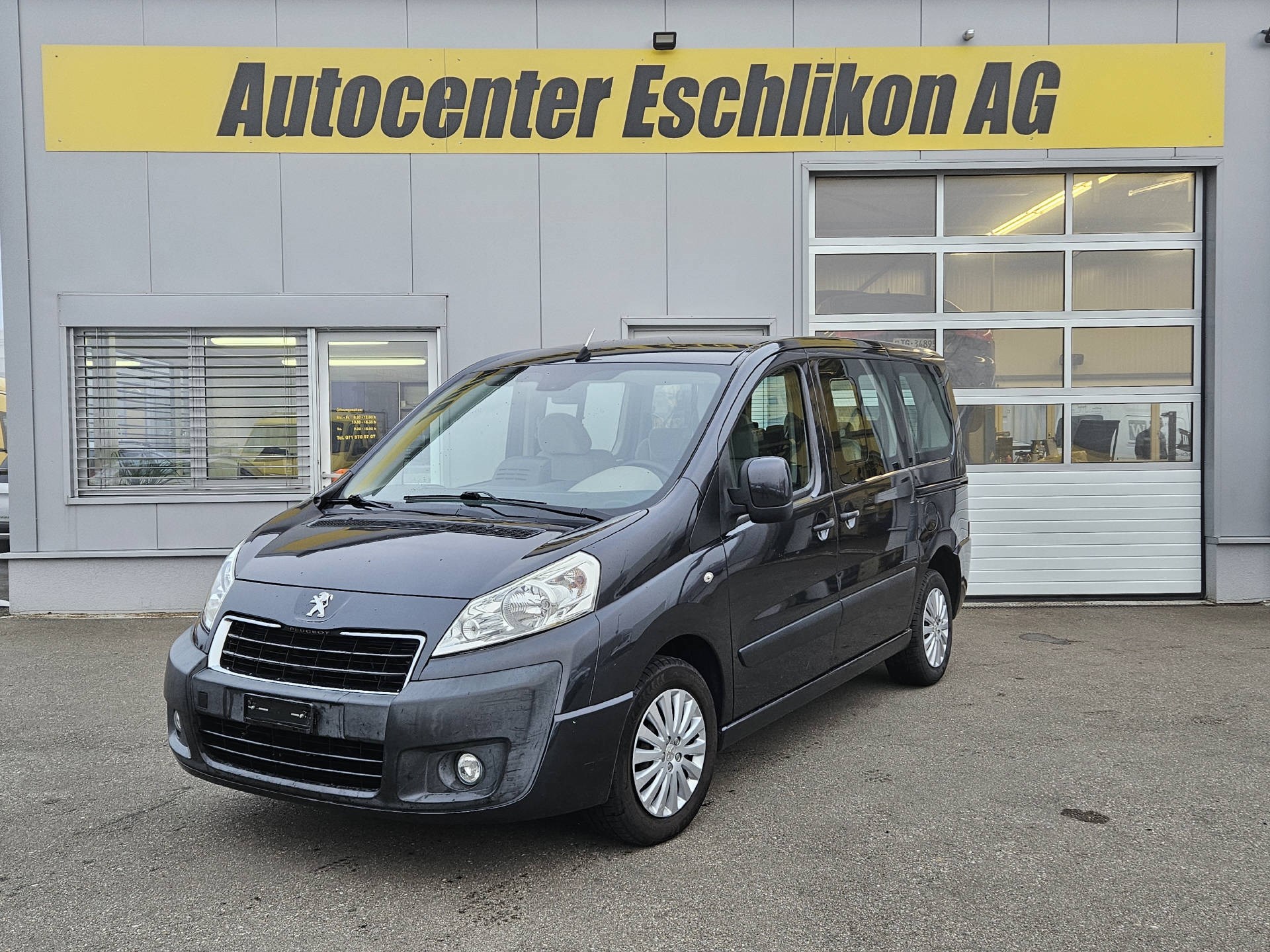 PEUGEOT Expert Tepee L1 2.0 HDI 130 Active * 8- Plätzer * Navigation * Anhängerkupplung * Klima *