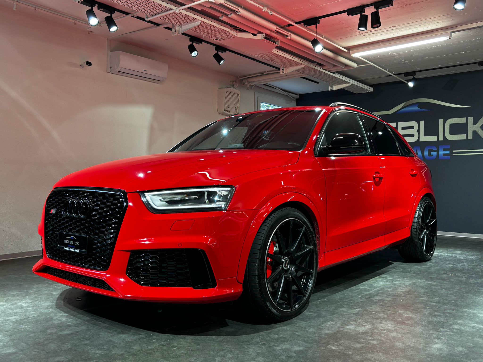 AUDI RS Q3 2.5 TFSI quattro S-tronic