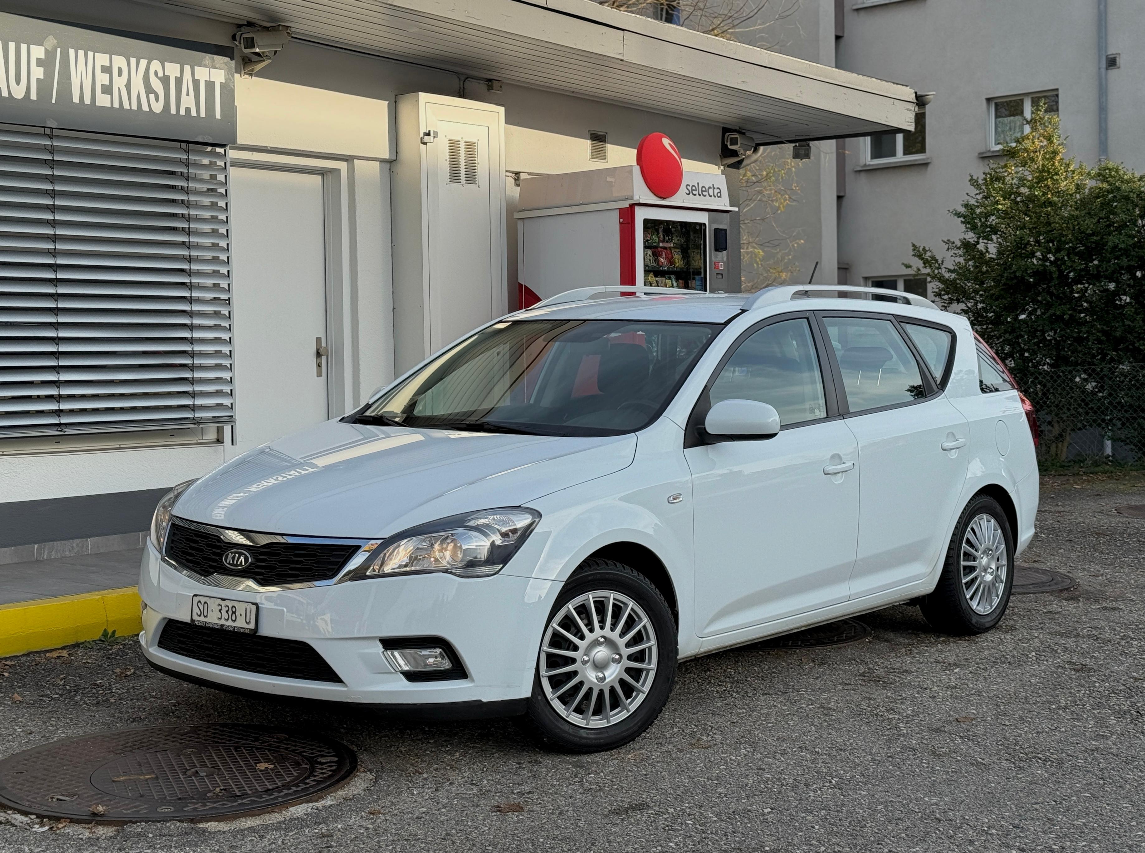 KIA Ceed Sporty Wagon 1.6 CRDi Trend Automatic