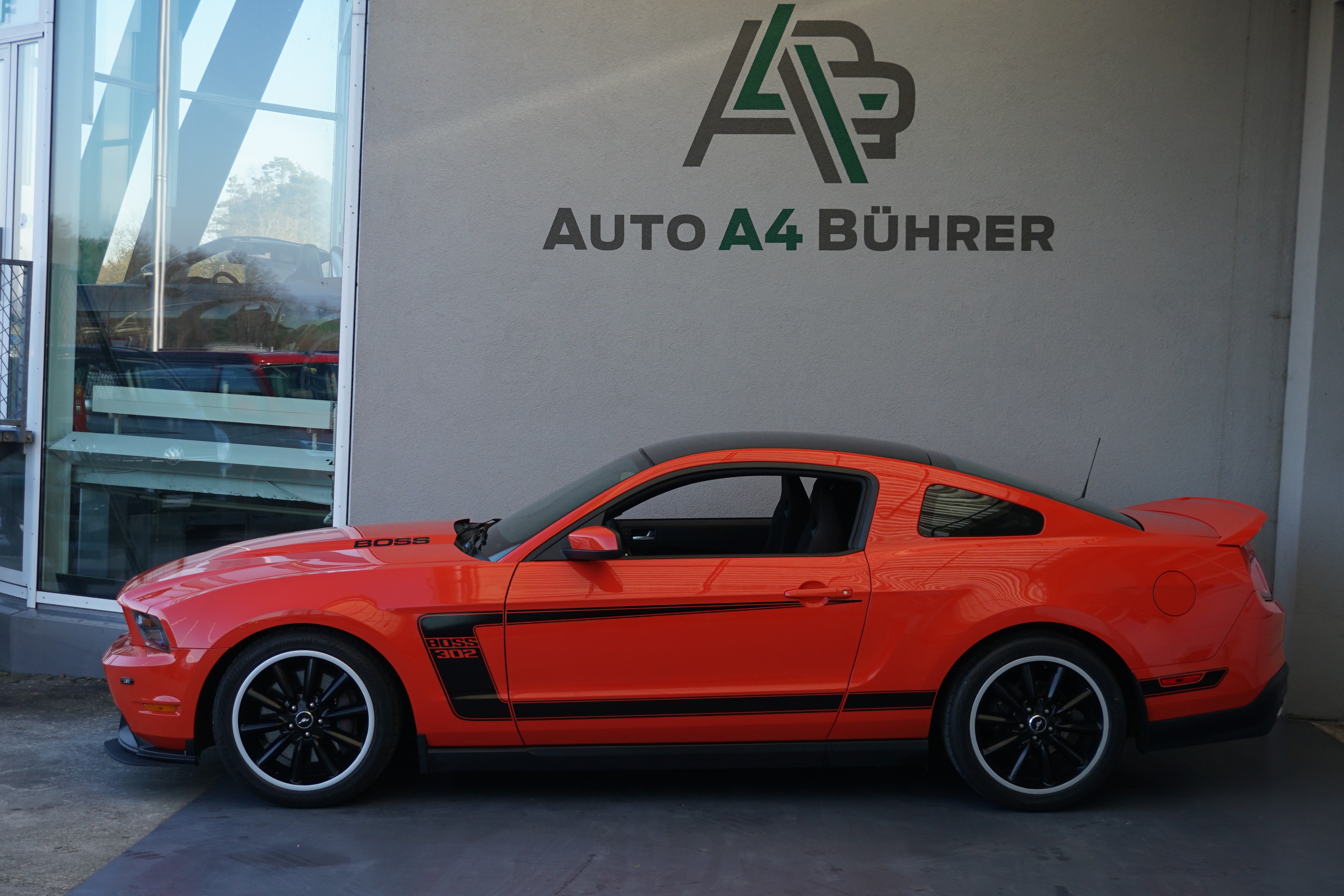 FORD Mustang BOSS 302 GT 5,0 V8 32V Ti VCT 6-Gang 450PS Modell 2012