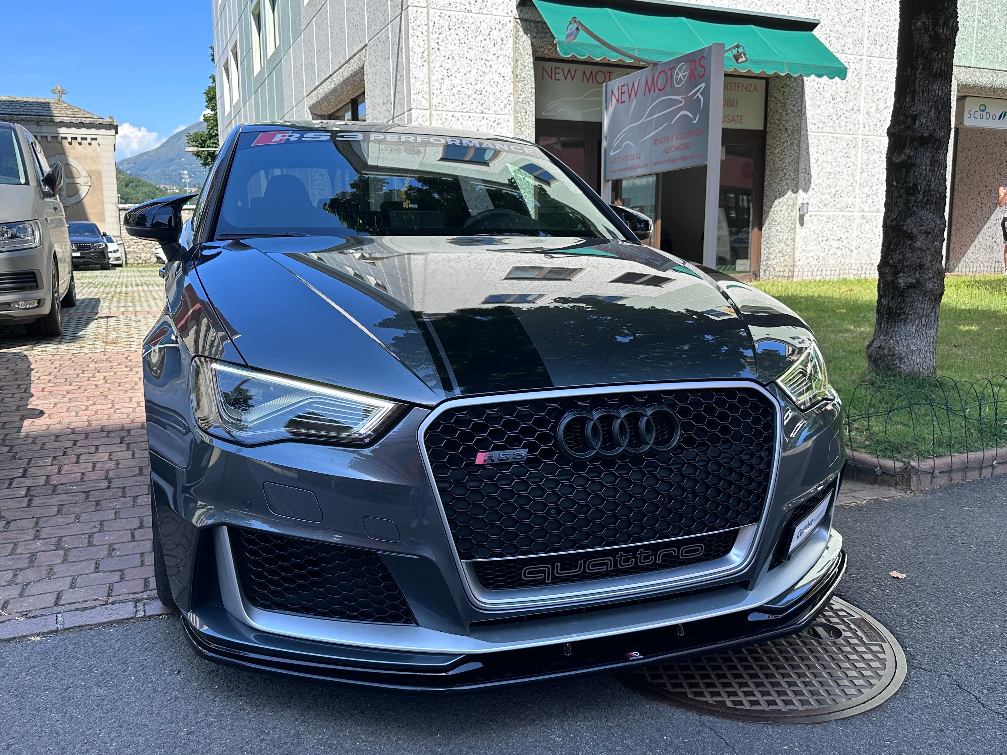 AUDI RS3 2.5 TSI quattro S-tronic