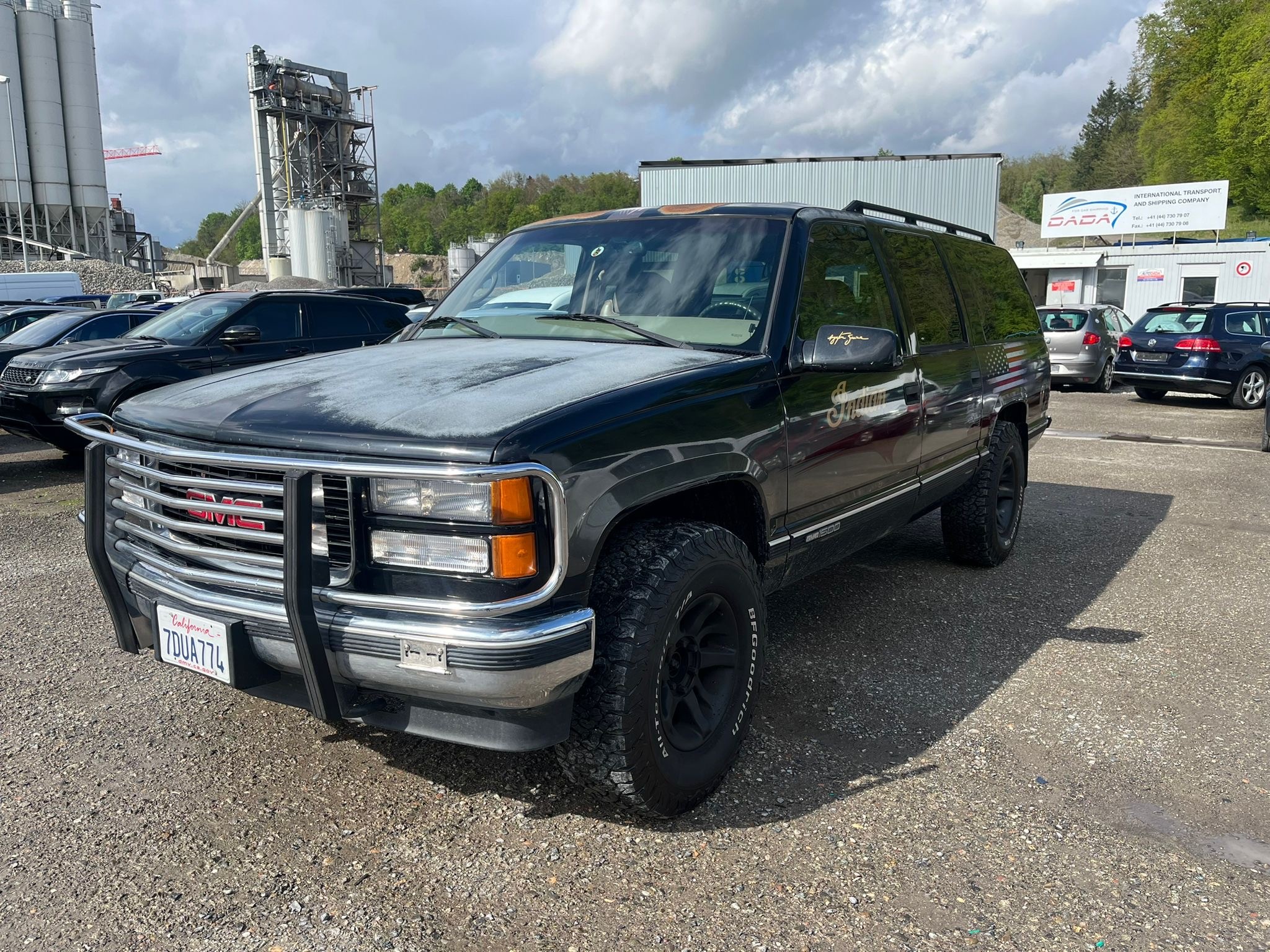 CHEVROLET Suburban