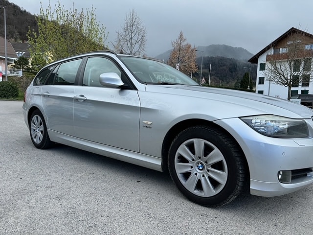 BMW 320d xDrive Touring Steptronic