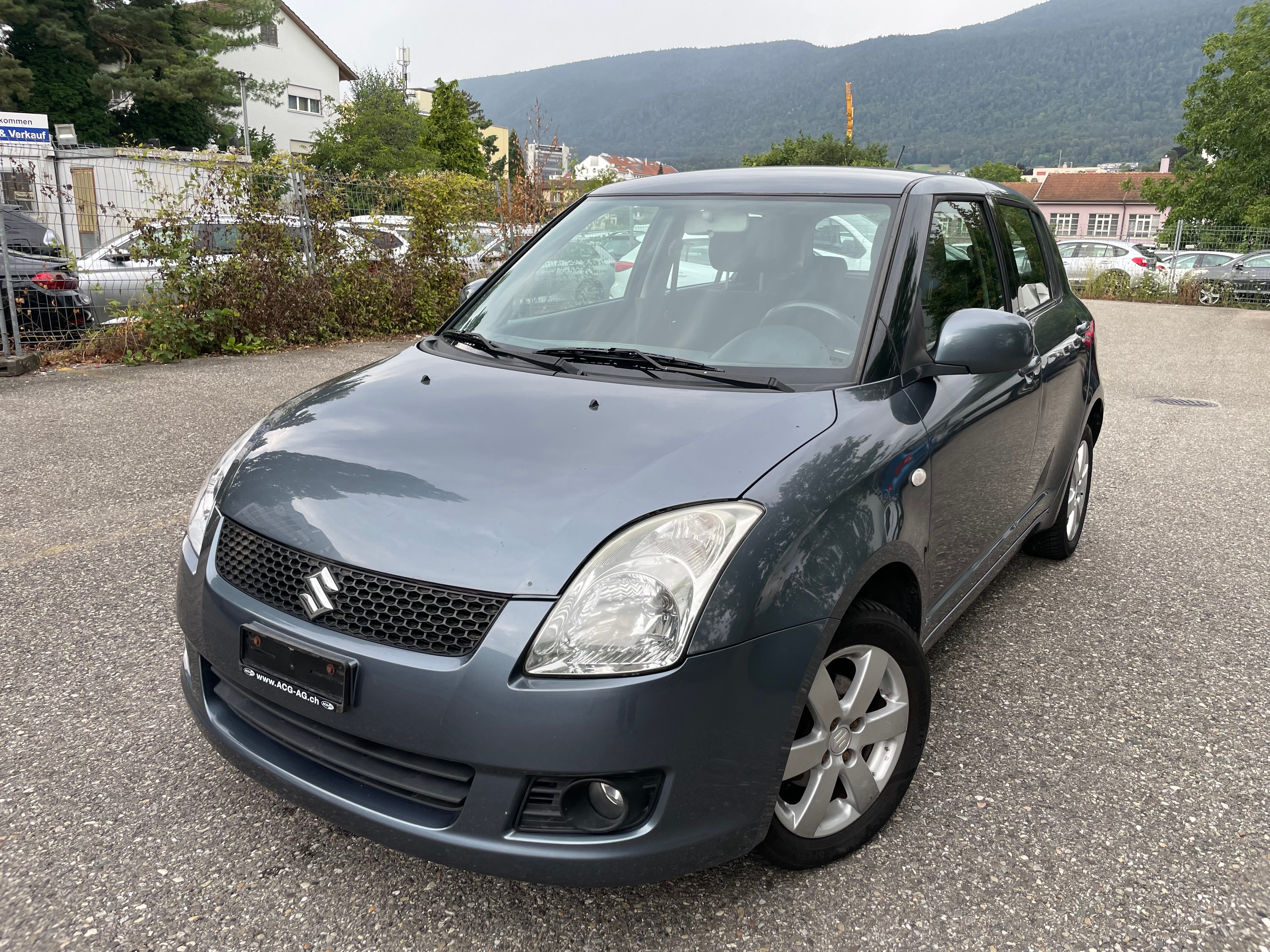 SUZUKI Swift 1.3i 16V GL Top 4x4 * Klimaanlage * 08x Airbag *