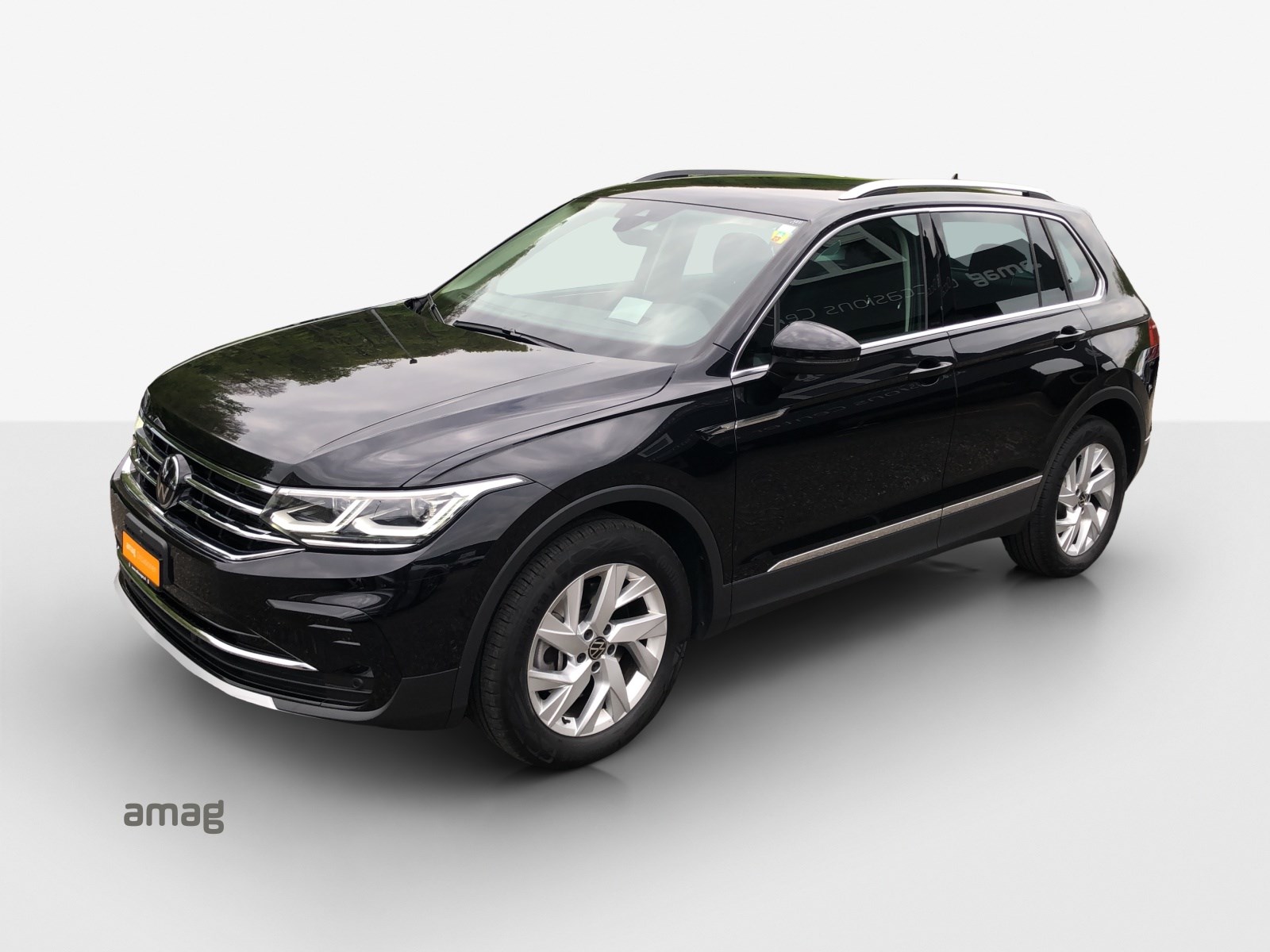 VW Tiguan 2.0TSI Elegance 4Motion DSG