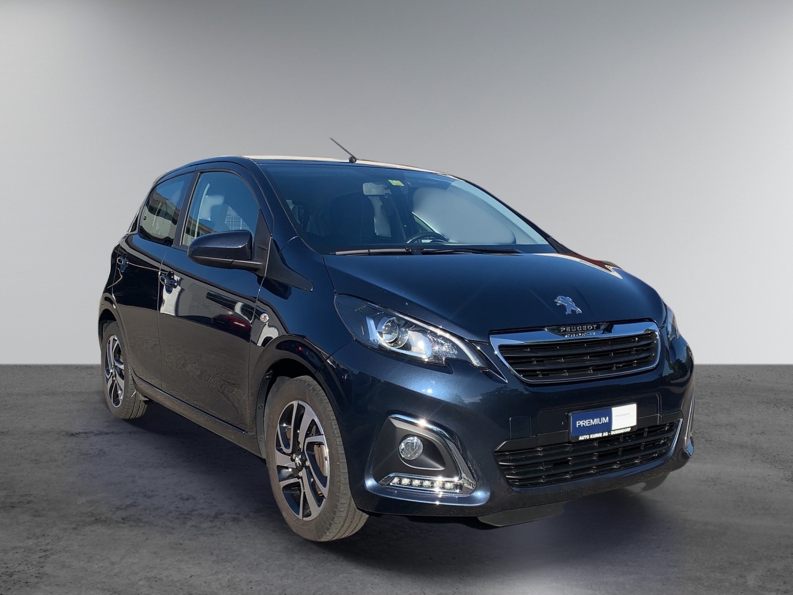 PEUGEOT 108 1.2 PureTech Allure