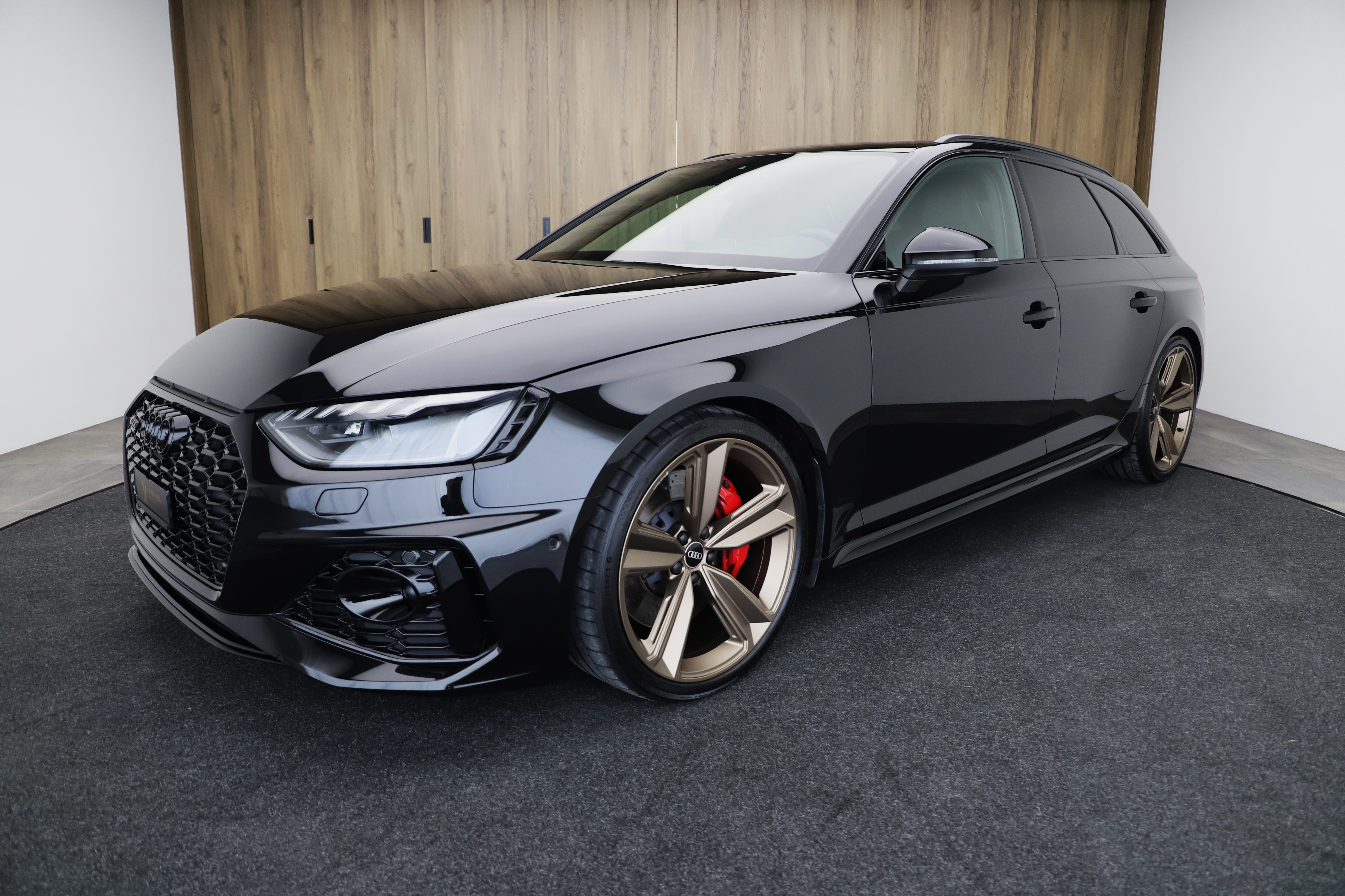 AUDI RS4 Avant quattro tiptronic Facelift