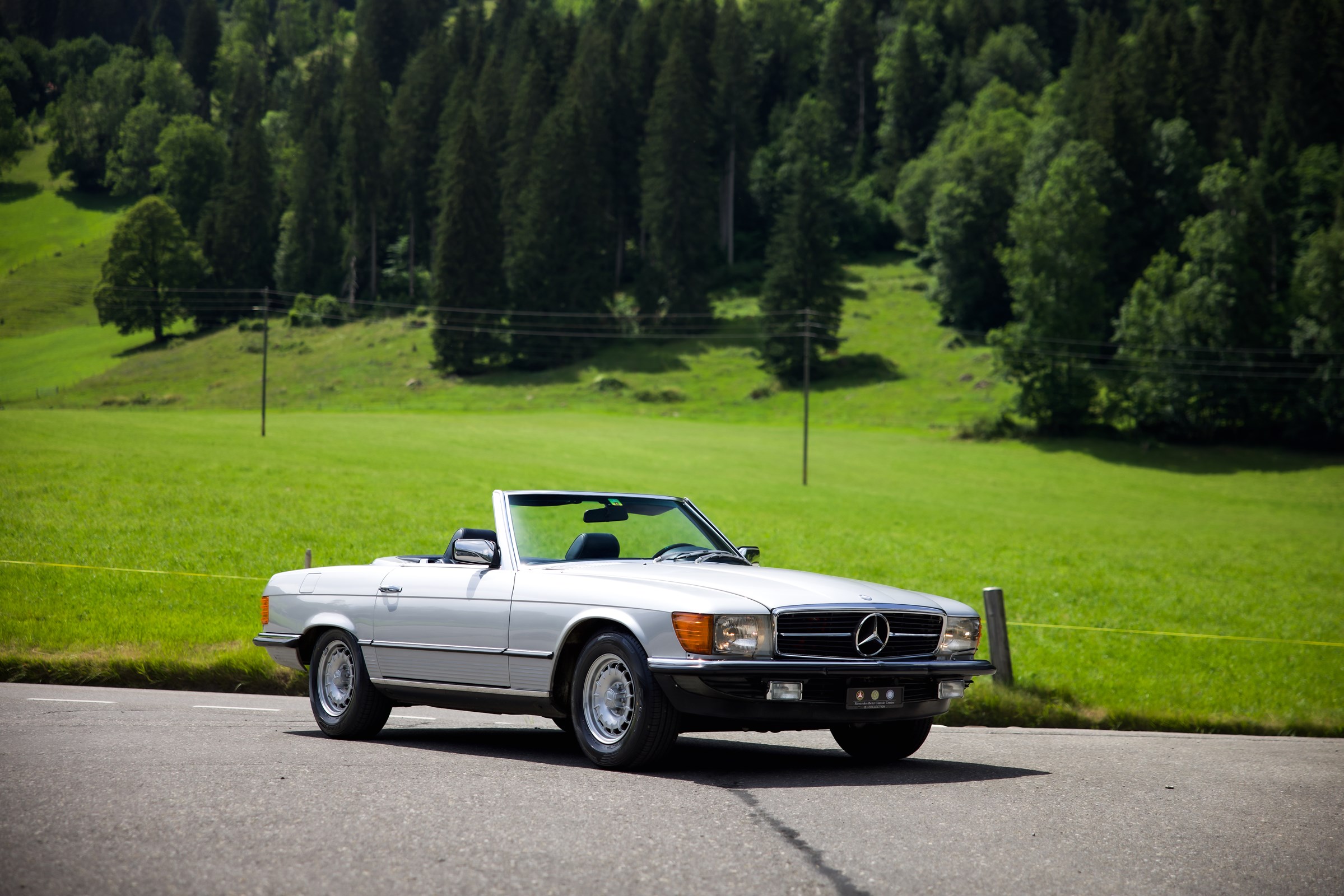 MERCEDES-BENZ SL 500 R107