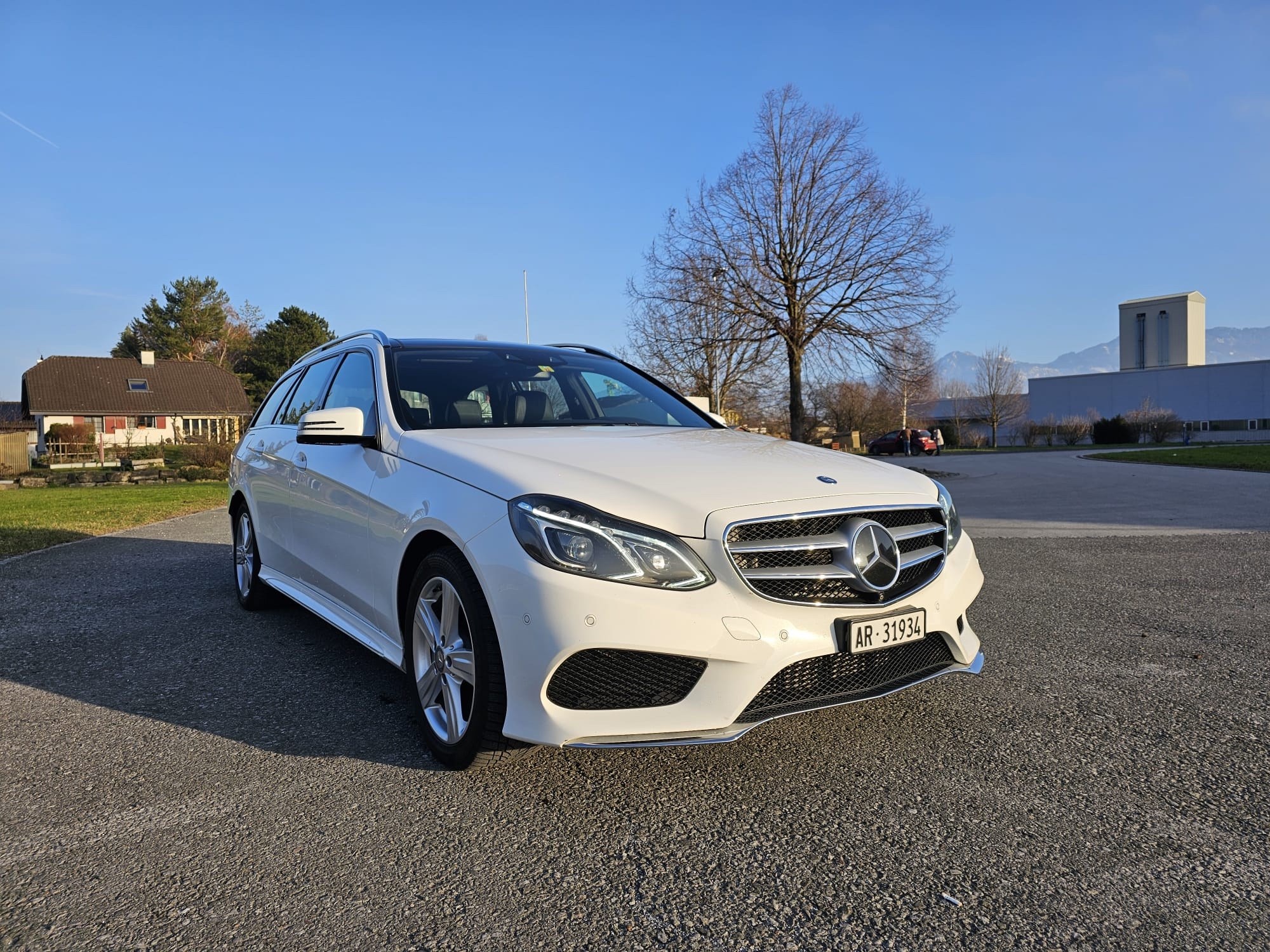 MERCEDES-BENZ E 350 BlueTEC Avantgarde 4Matic 7G-Tronic