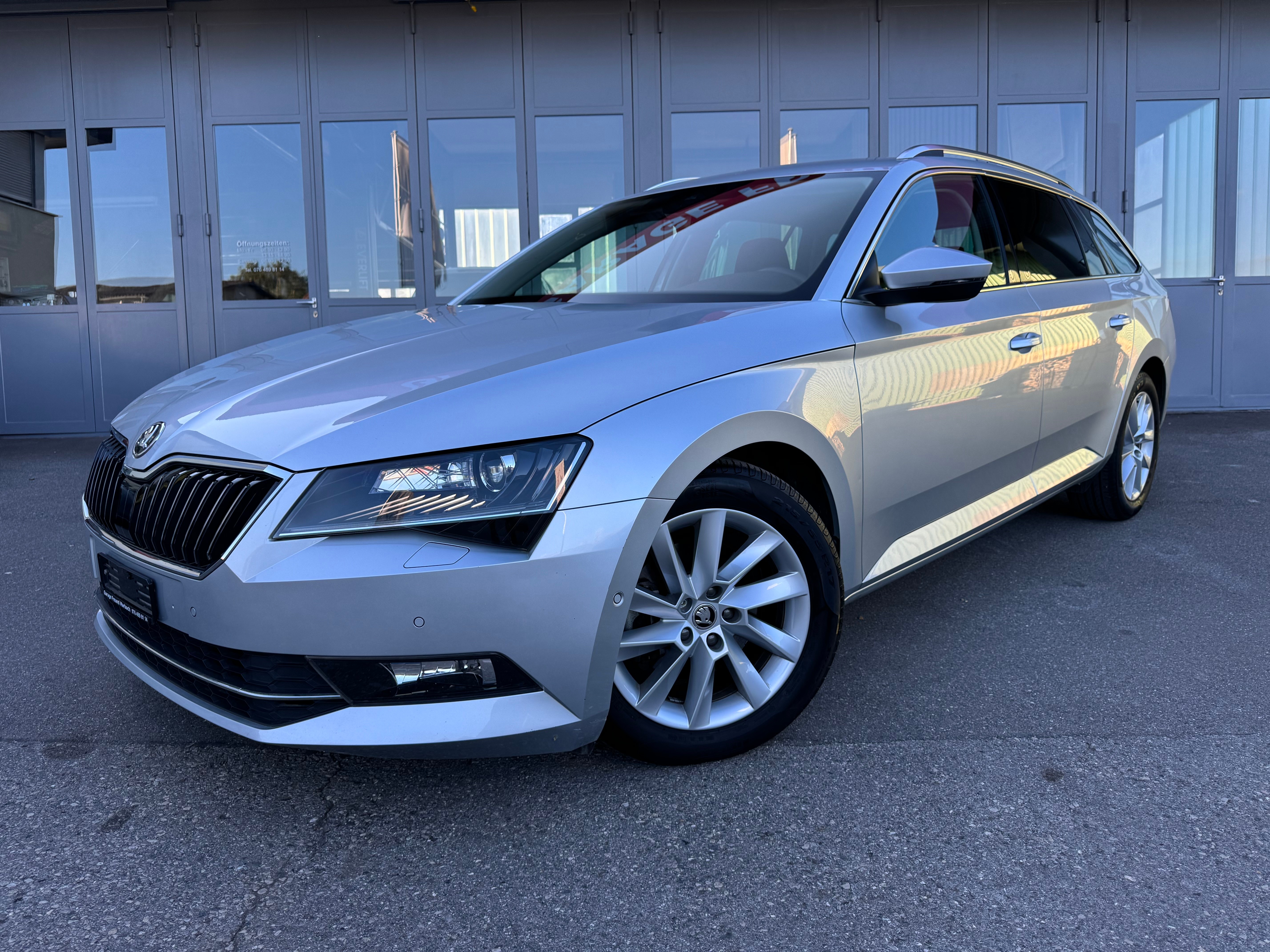 SKODA Superb Combi 2.0 TDi Style 4x4 DSG