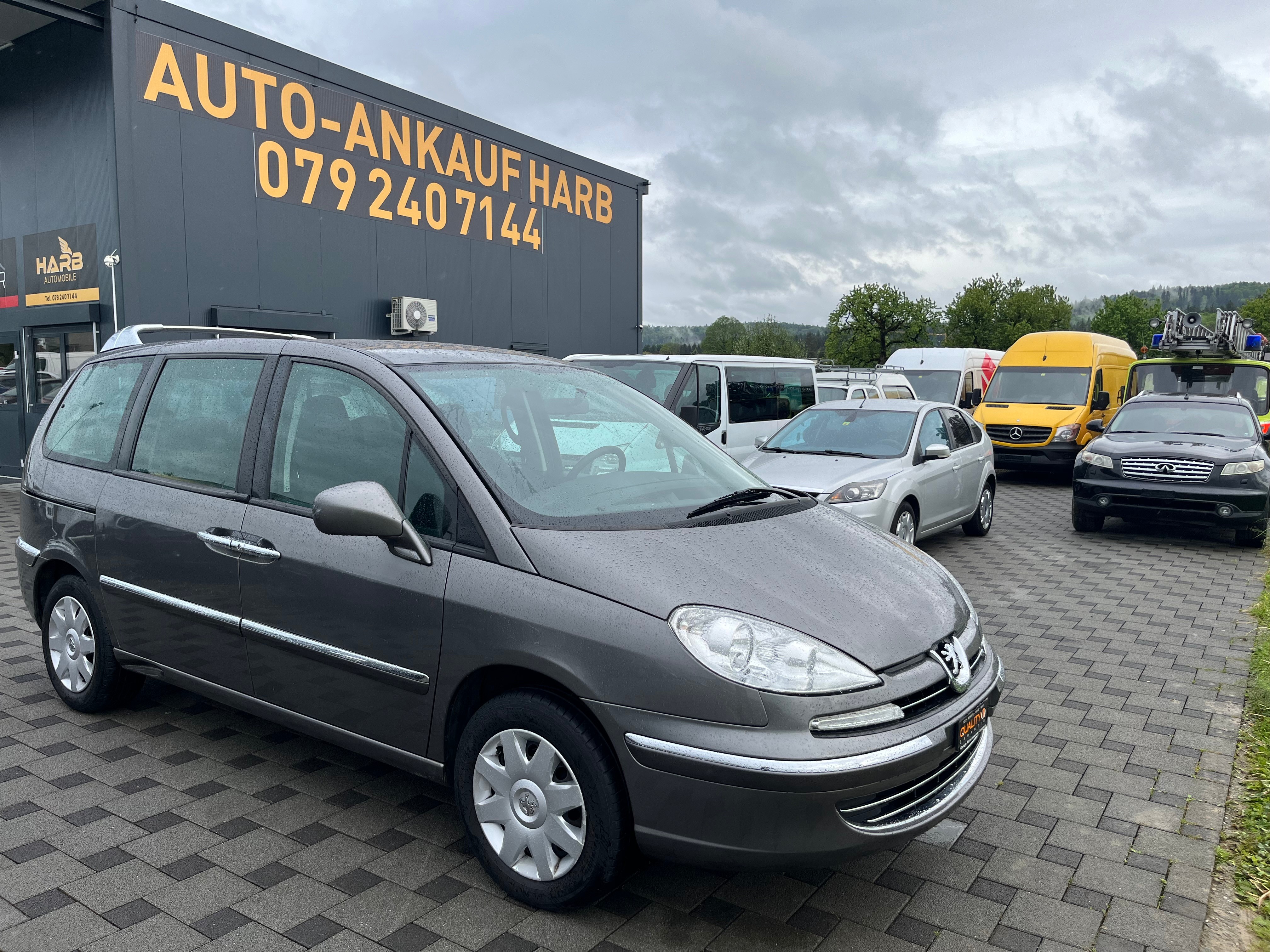 PEUGEOT 807 2.0 16V (ST) Family+