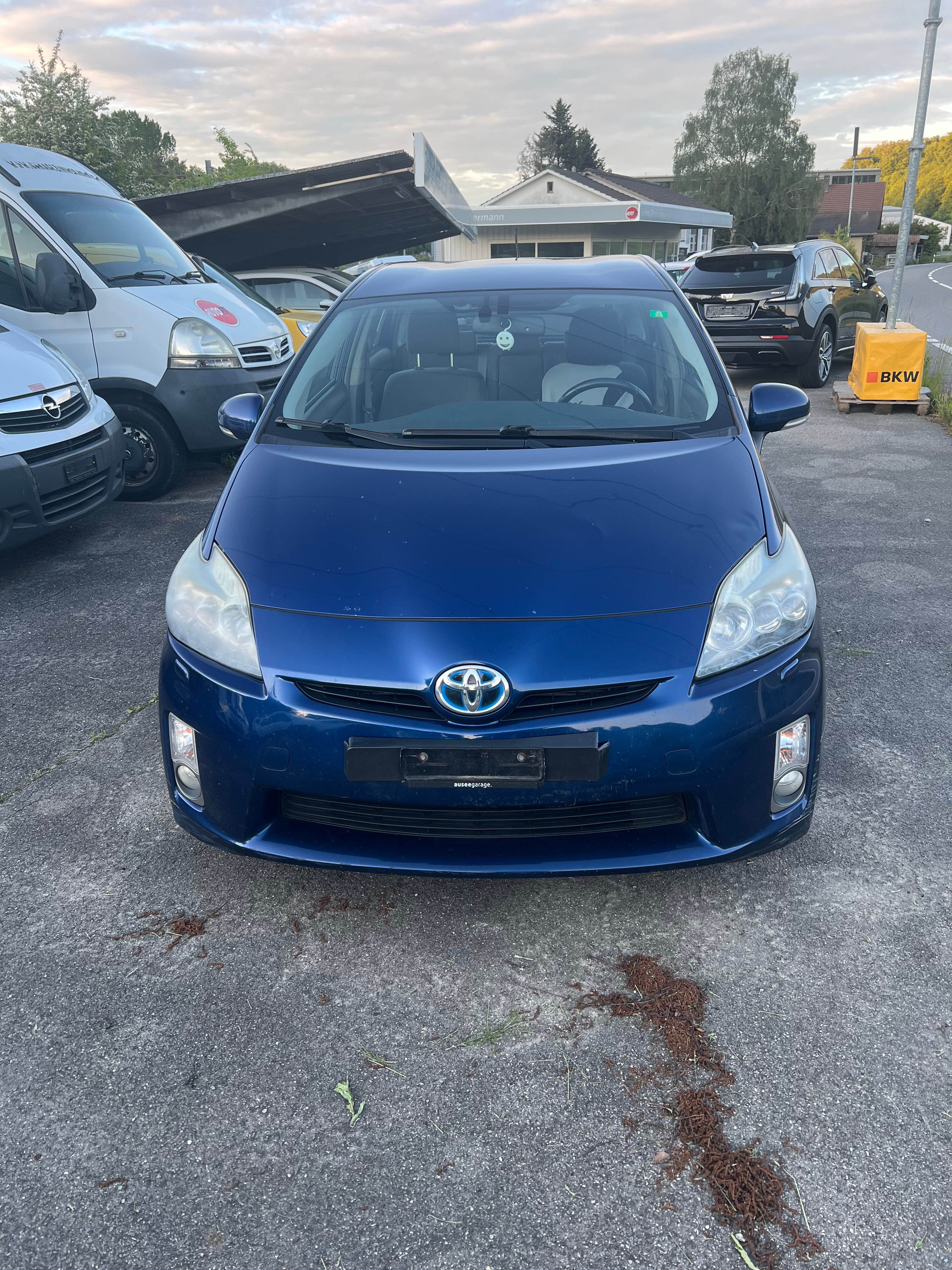 TOYOTA Prius 1.8 16V HSD Luna