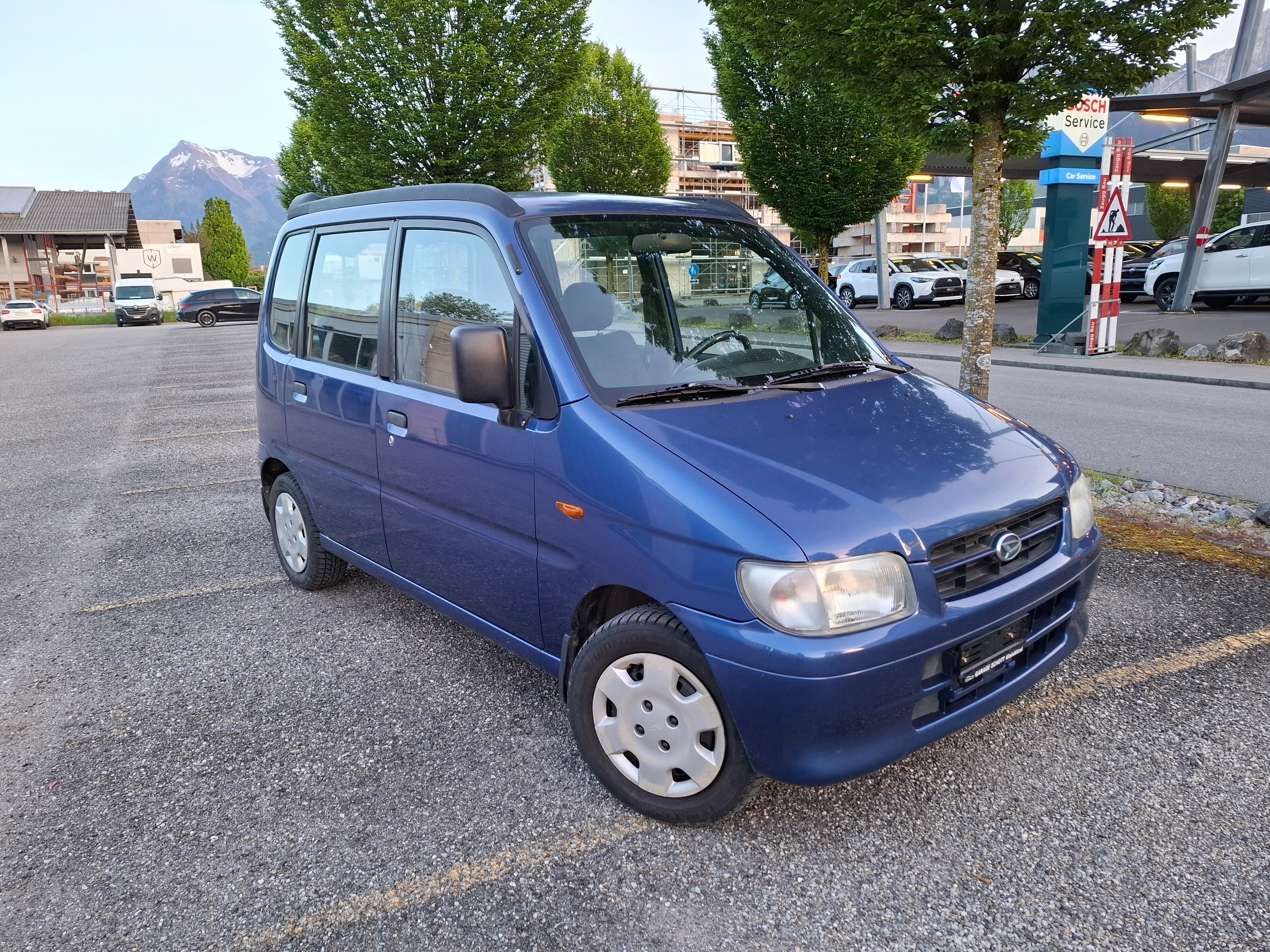 DAIHATSU Move 1000