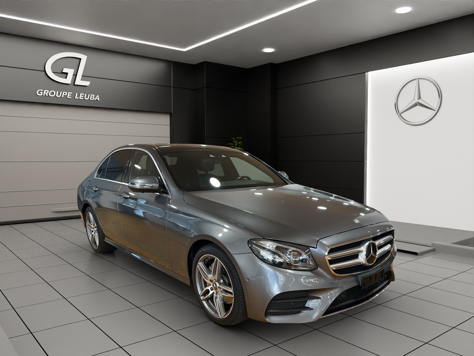 MERCEDES-BENZ E 200 AMG Line 9G-Tronic