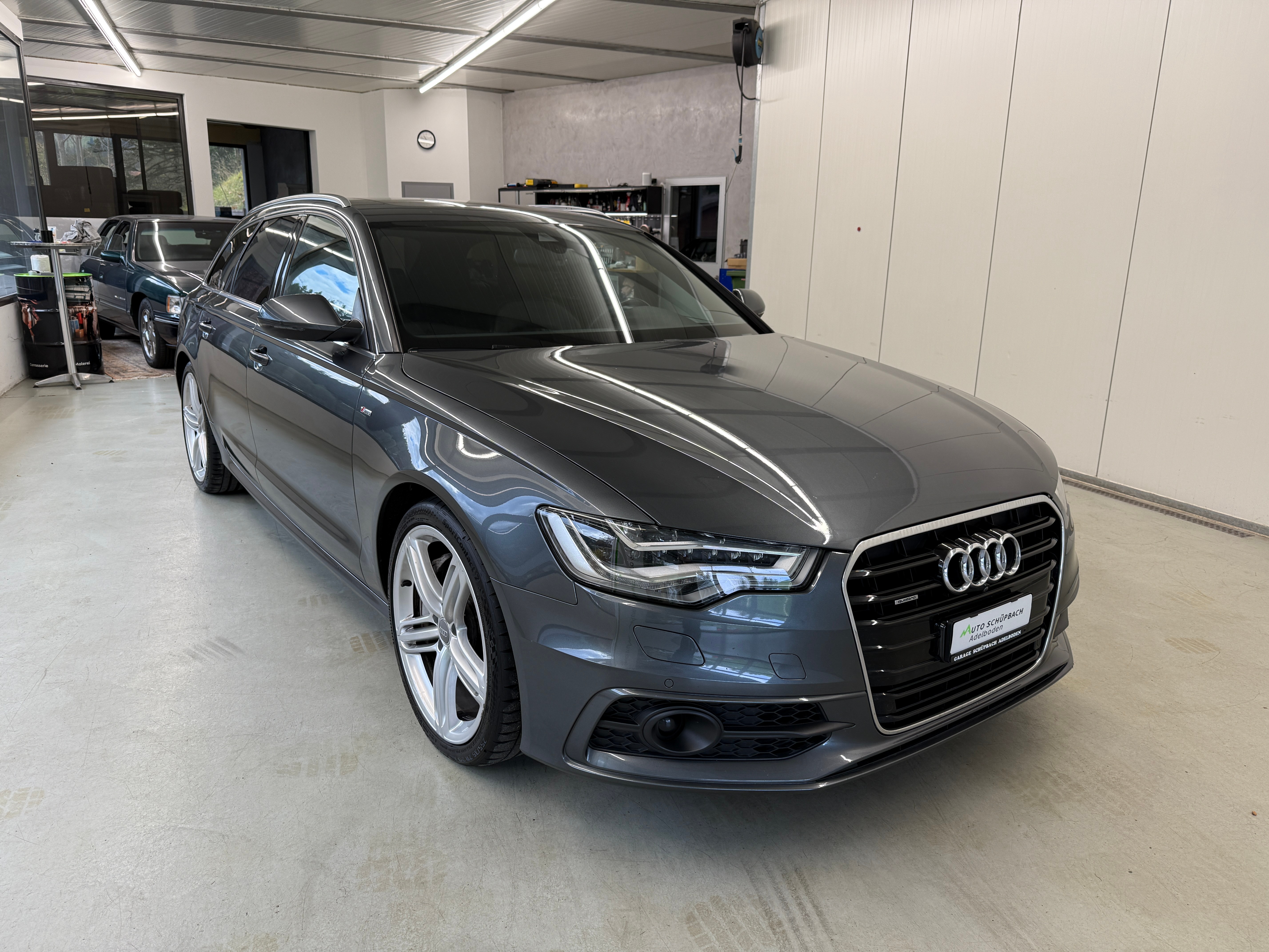 AUDI A6 Avant 3.0 BiTDI V6 quattro tiptronic