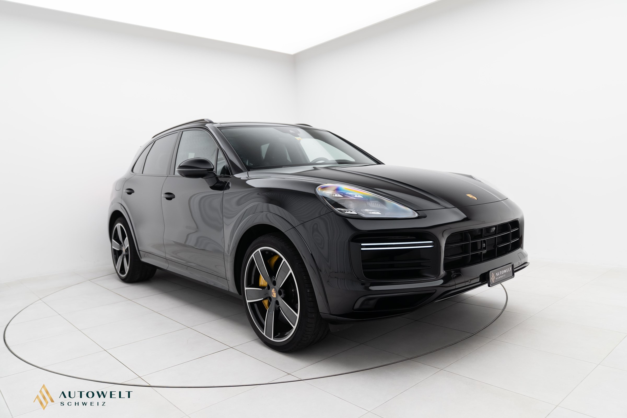 PORSCHE Cayenne Turbo