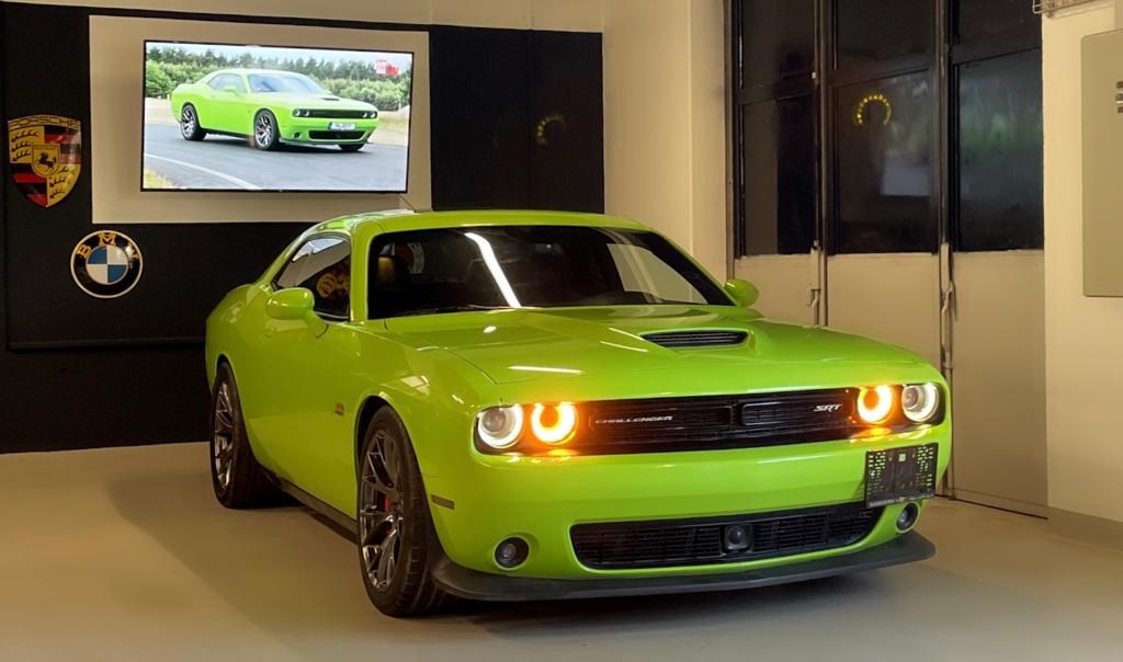 DODGE Challenger 6.4 SRT